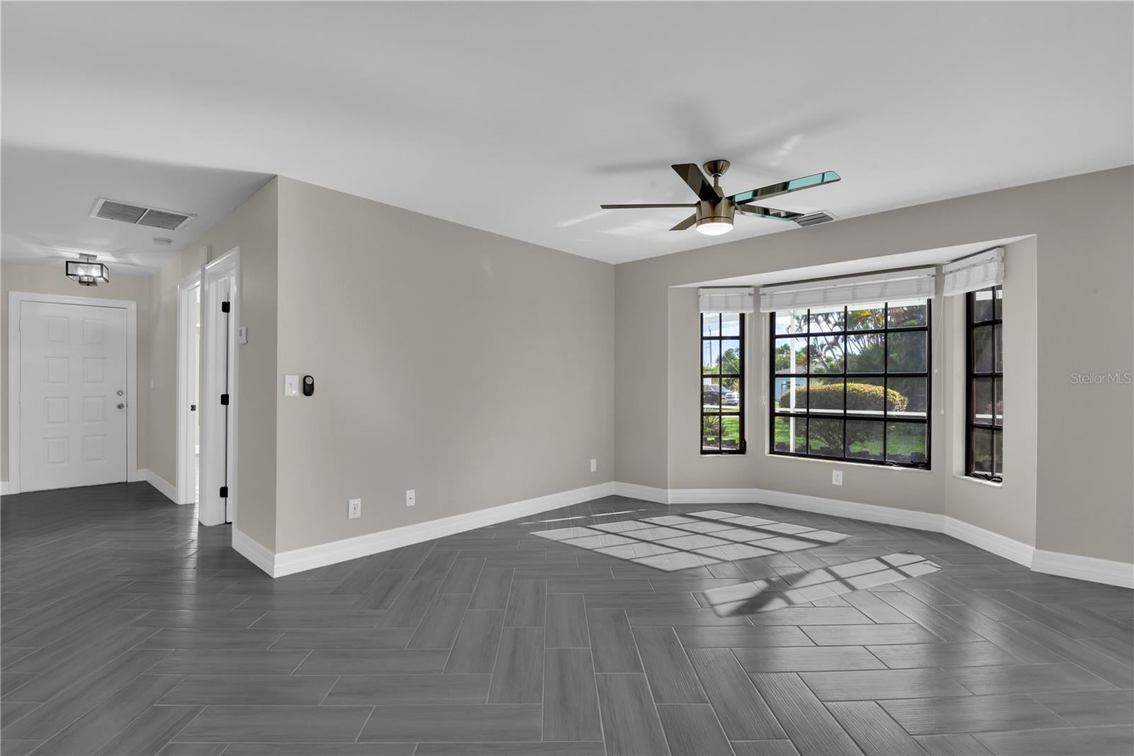 CAPE CORAL - Residential Income