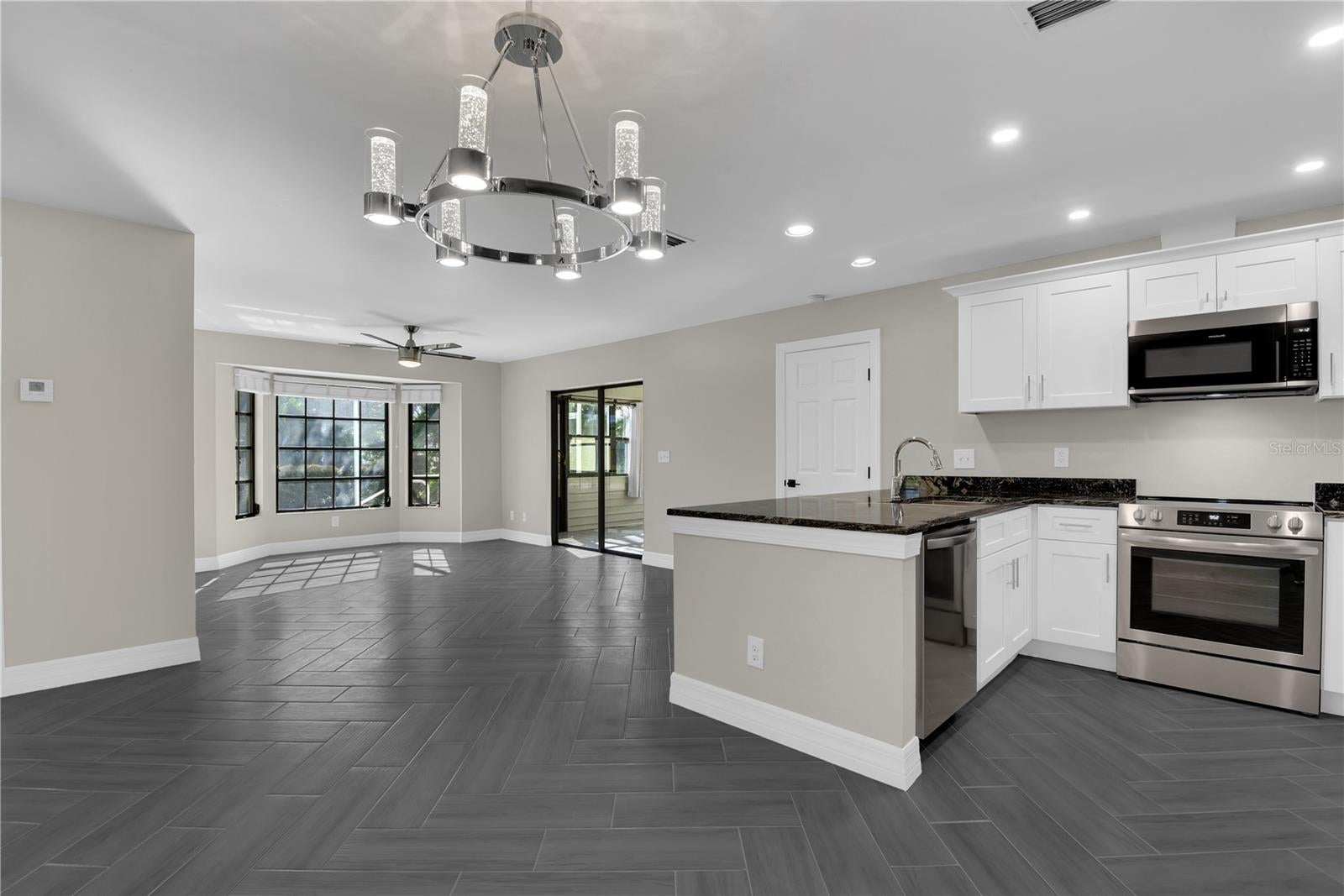 CAPE CORAL - Residential Income