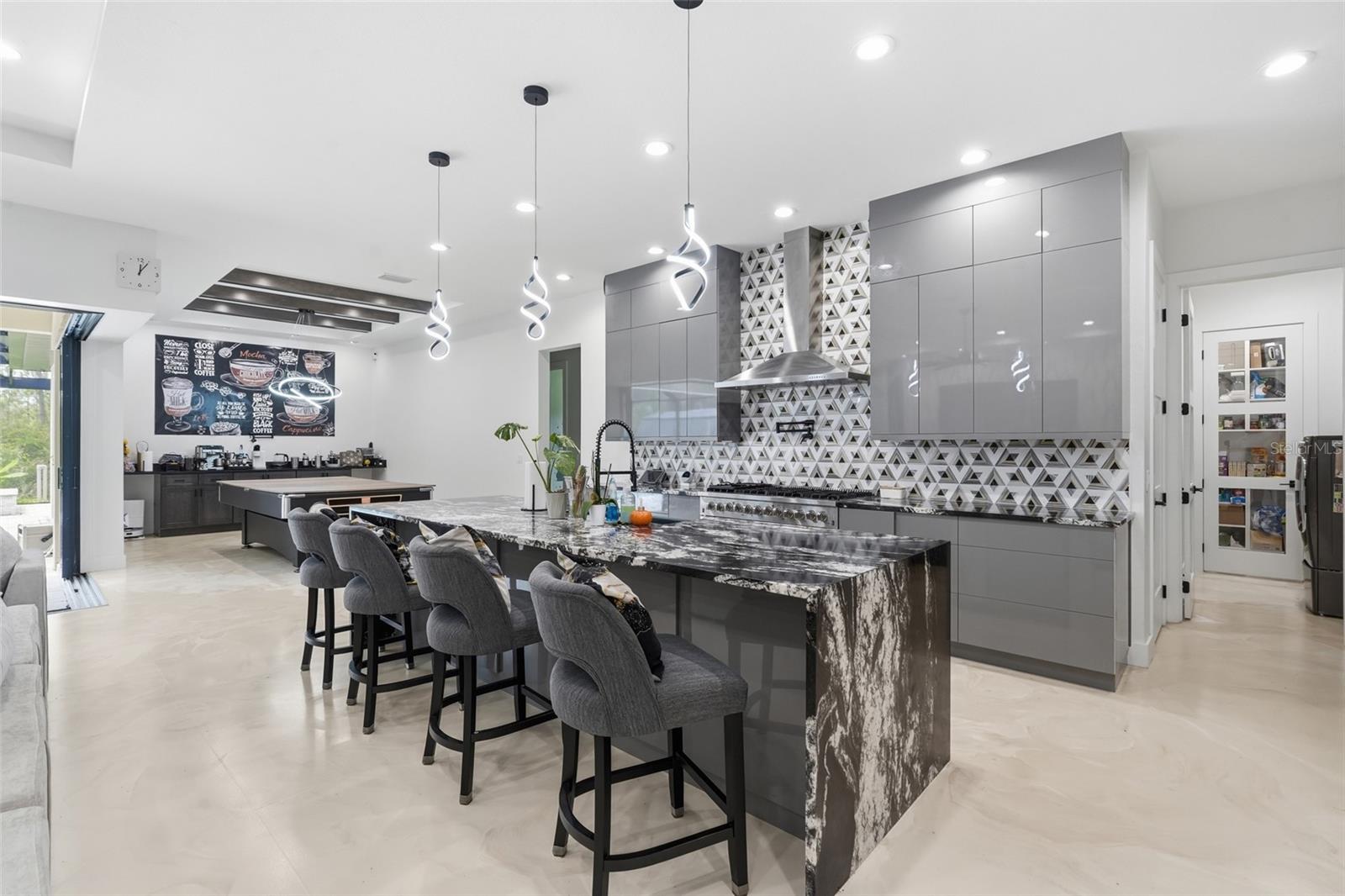NORTH PORT CHARLOTTE ESTATES - Residential