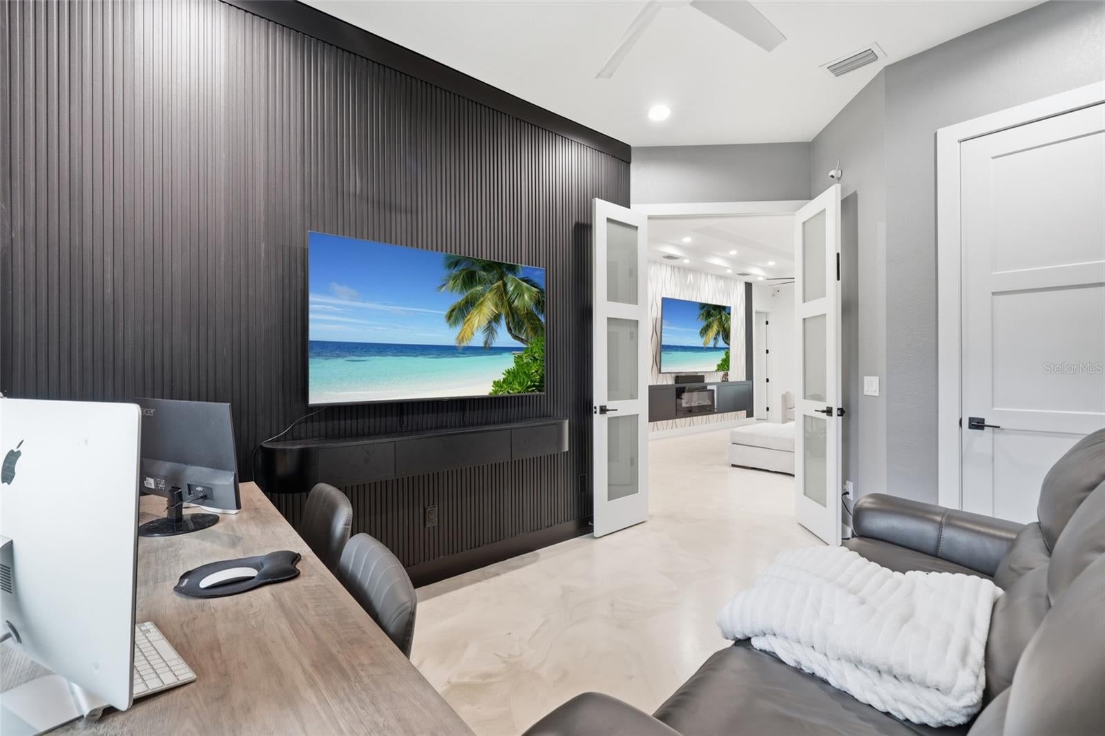 NORTH PORT CHARLOTTE ESTATES - Residential