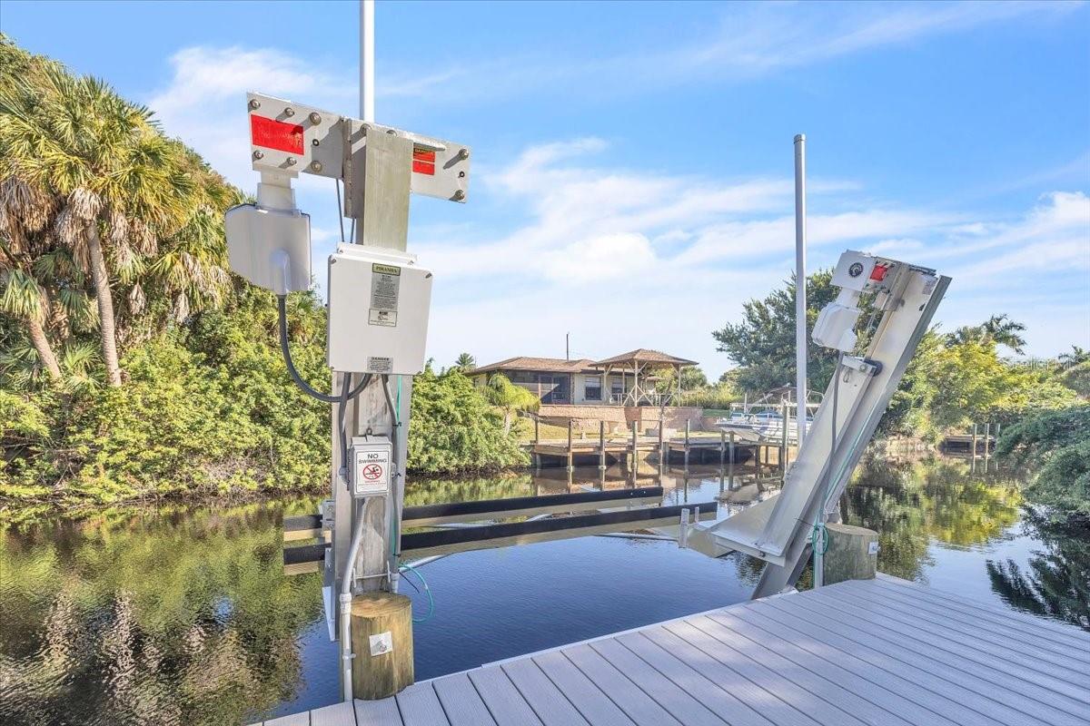 PALM SHORES - Residential