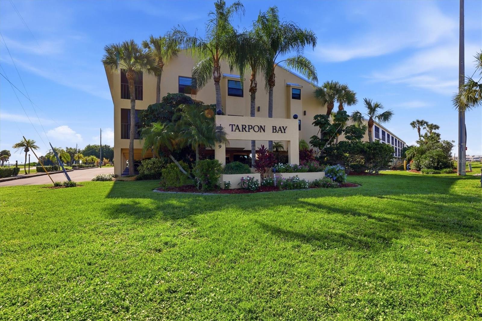 TARPON BAY PH 01 BLDG A - Residential