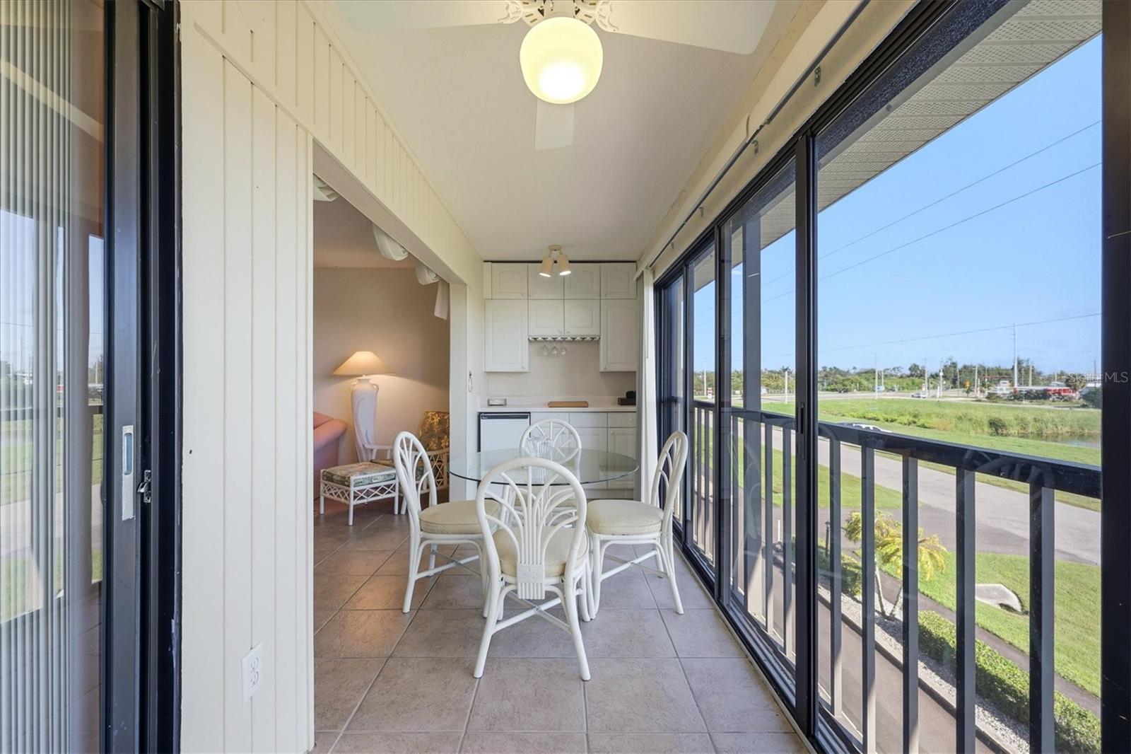 TARPON BAY PH 01 BLDG A - Residential