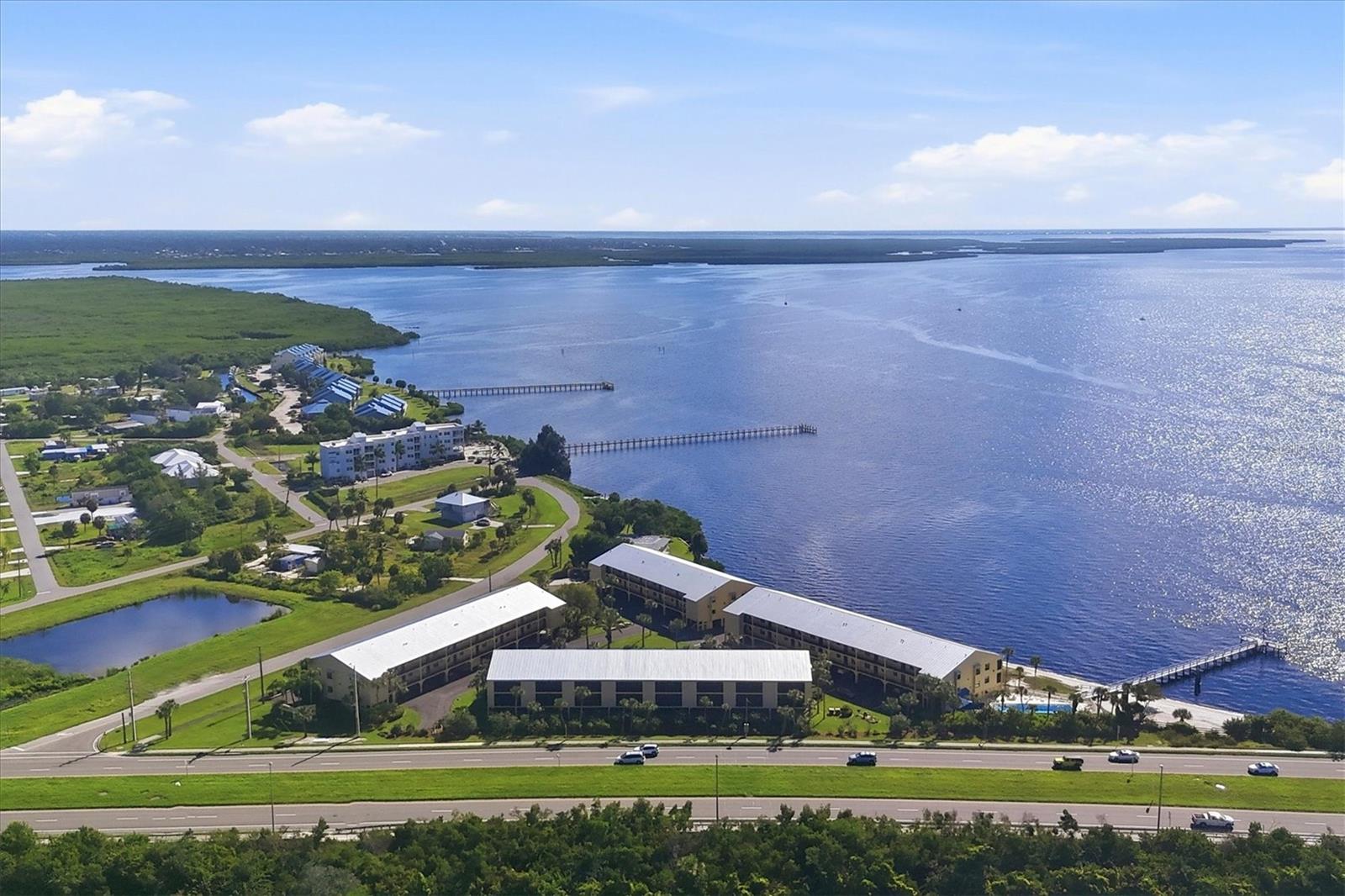 TARPON BAY PH 01 BLDG A - Residential