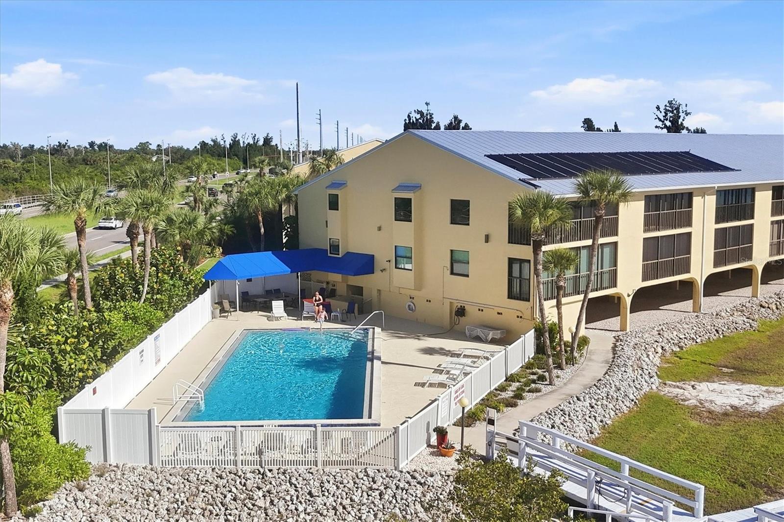 TARPON BAY PH 01 BLDG A - Residential