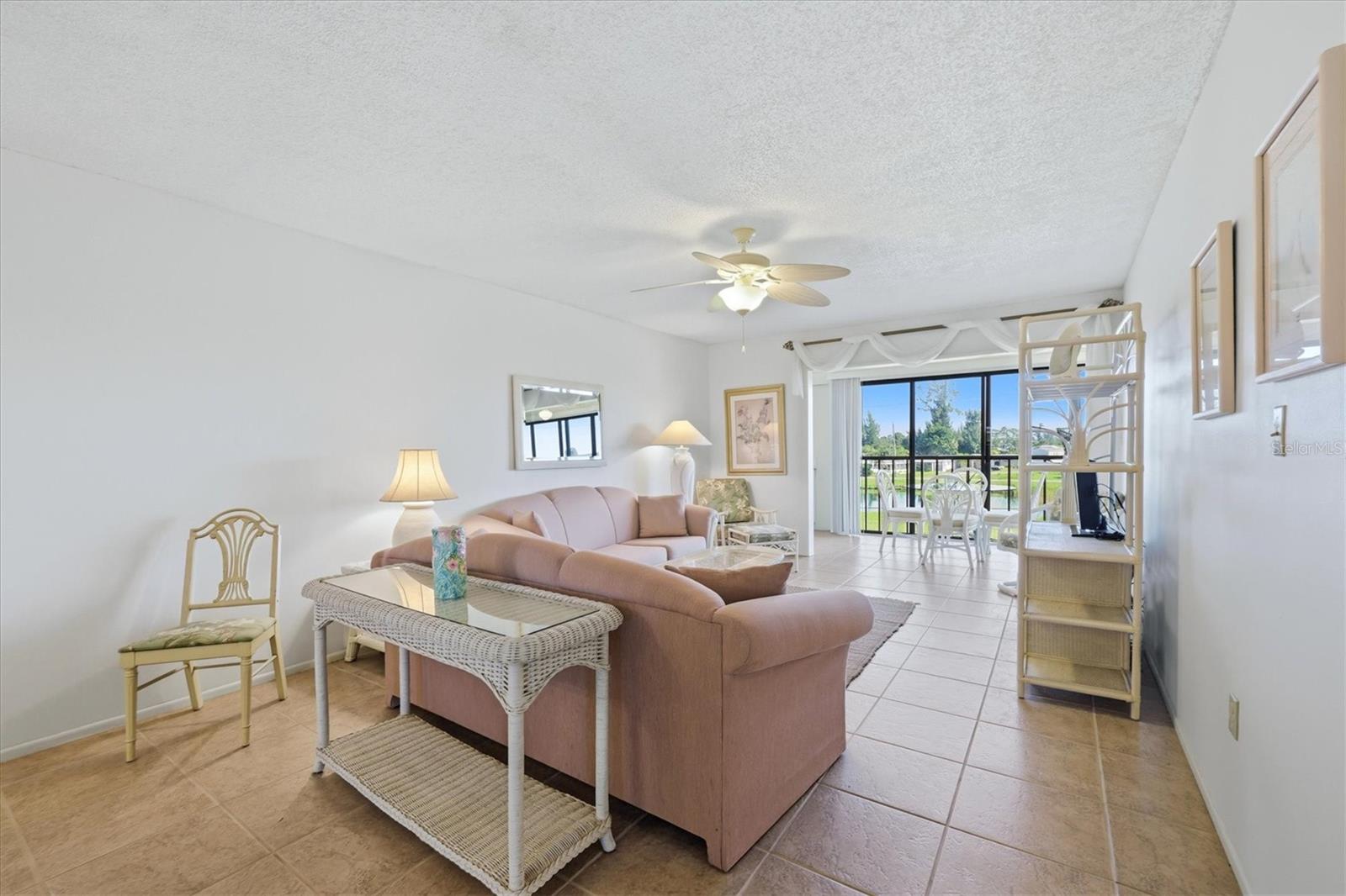 TARPON BAY PH 01 BLDG A - Residential