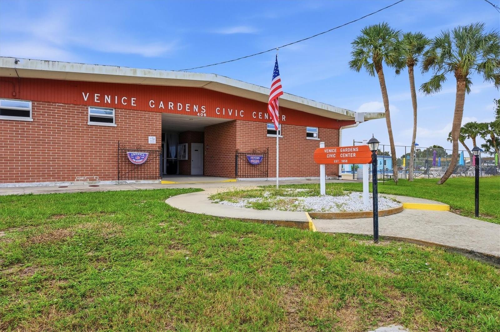 VENICE GARDENS - Residential