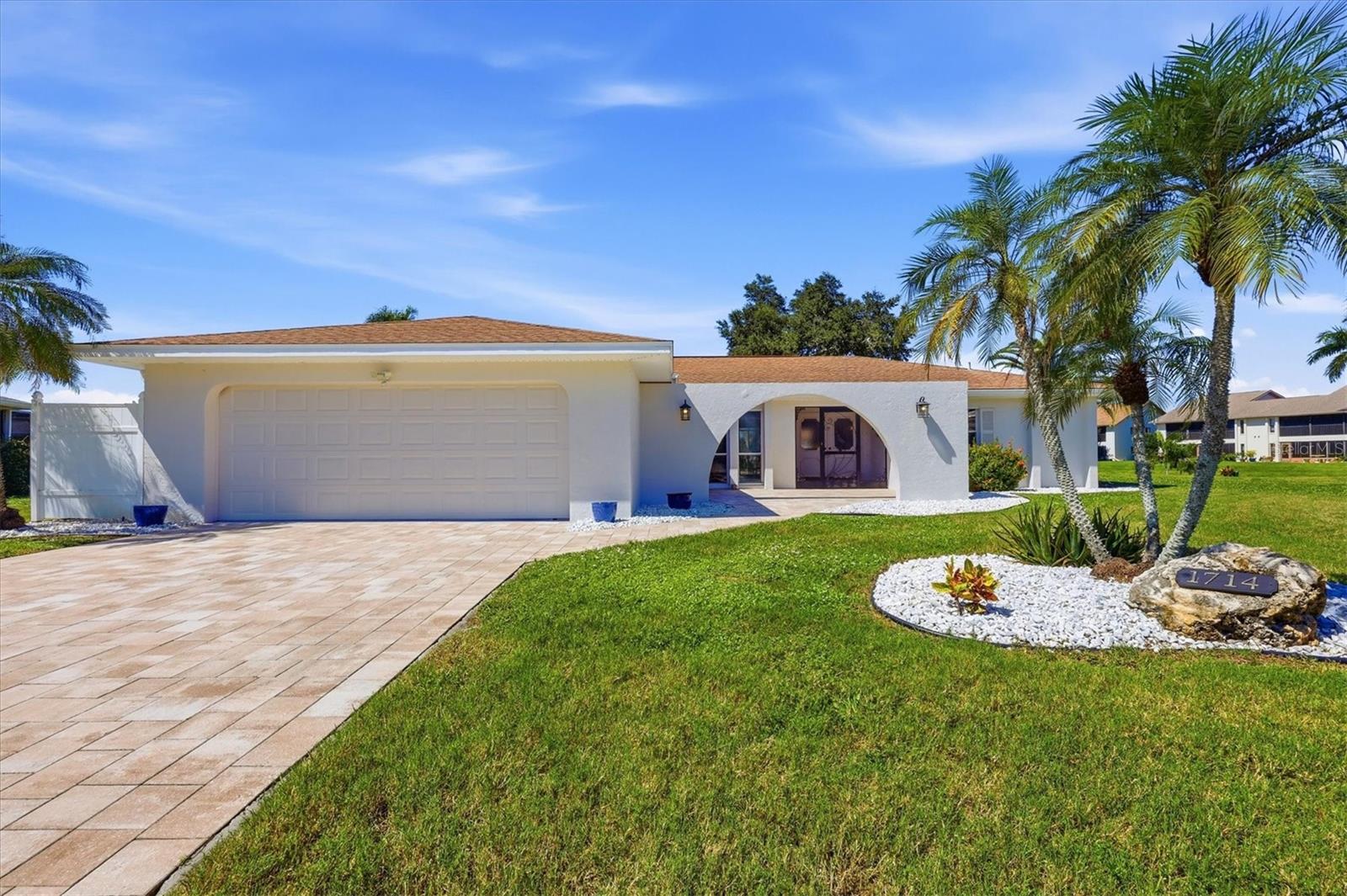 VENICE GARDENS - Residential