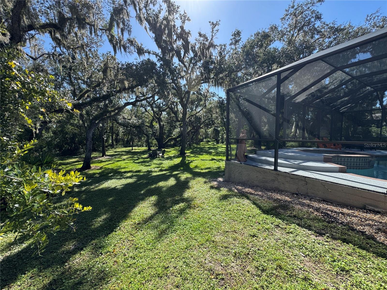 OAK FORD GOLF CLUB - Residential
