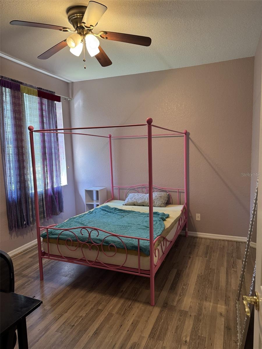 OAK FORD GOLF CLUB - Residential