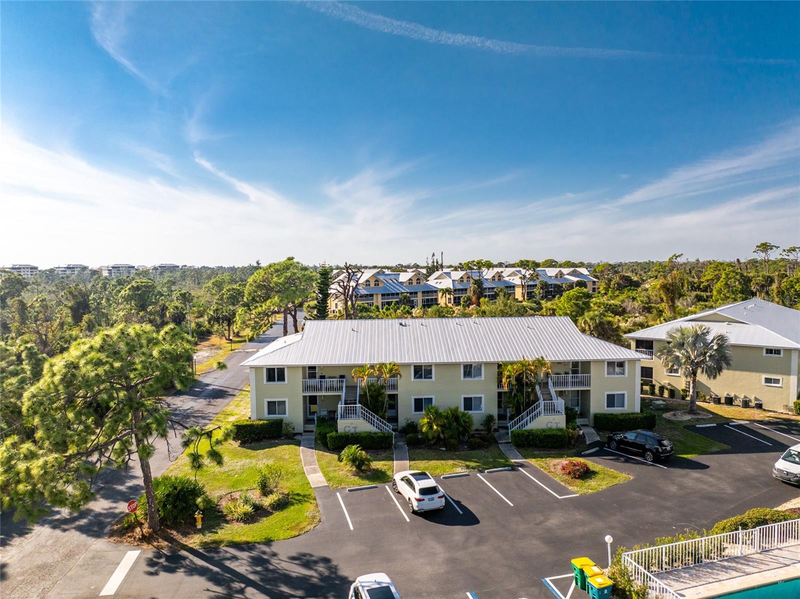 GOLDEN TEE PH 01 BLDG 14 - Residential