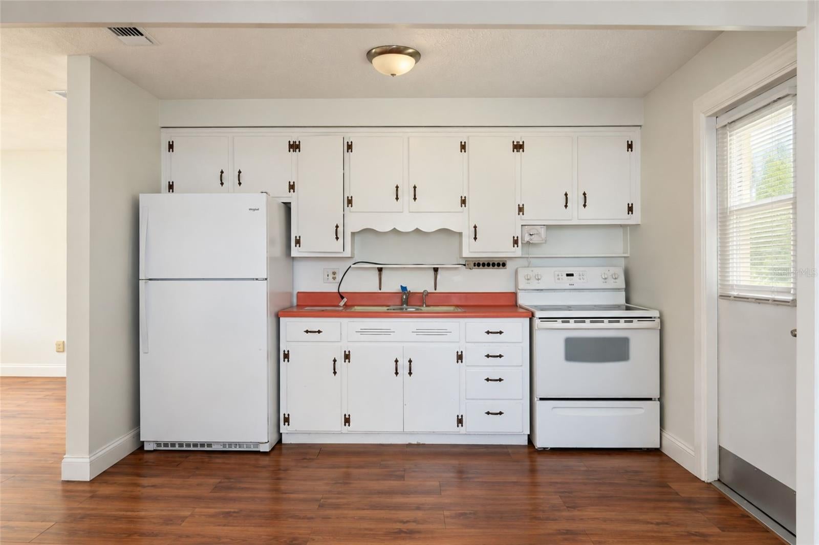 SARASOTA SPGS - Residential