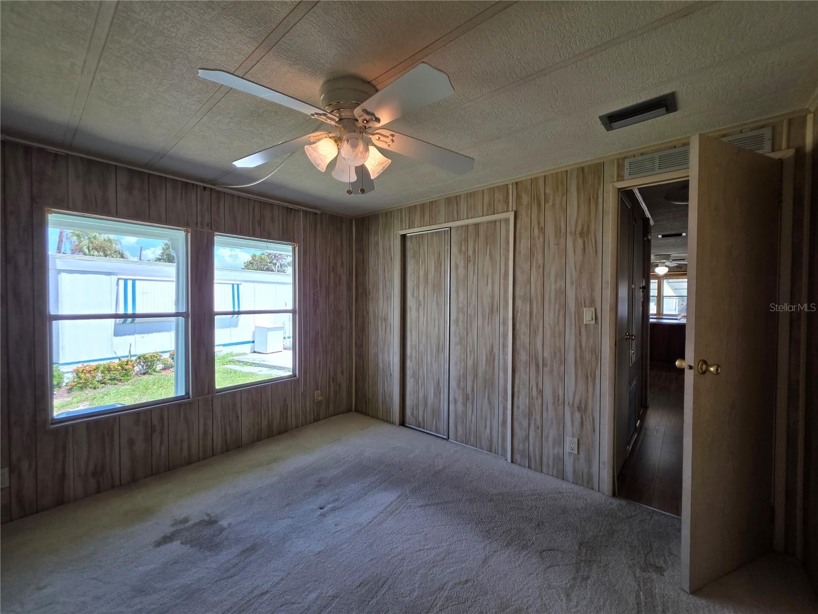 OAK GROVE - Residential