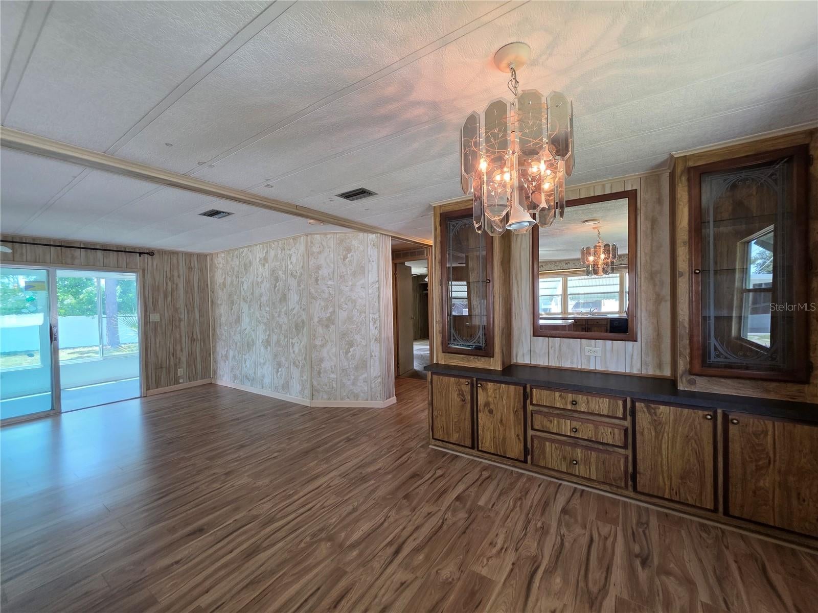 OAK GROVE - Residential