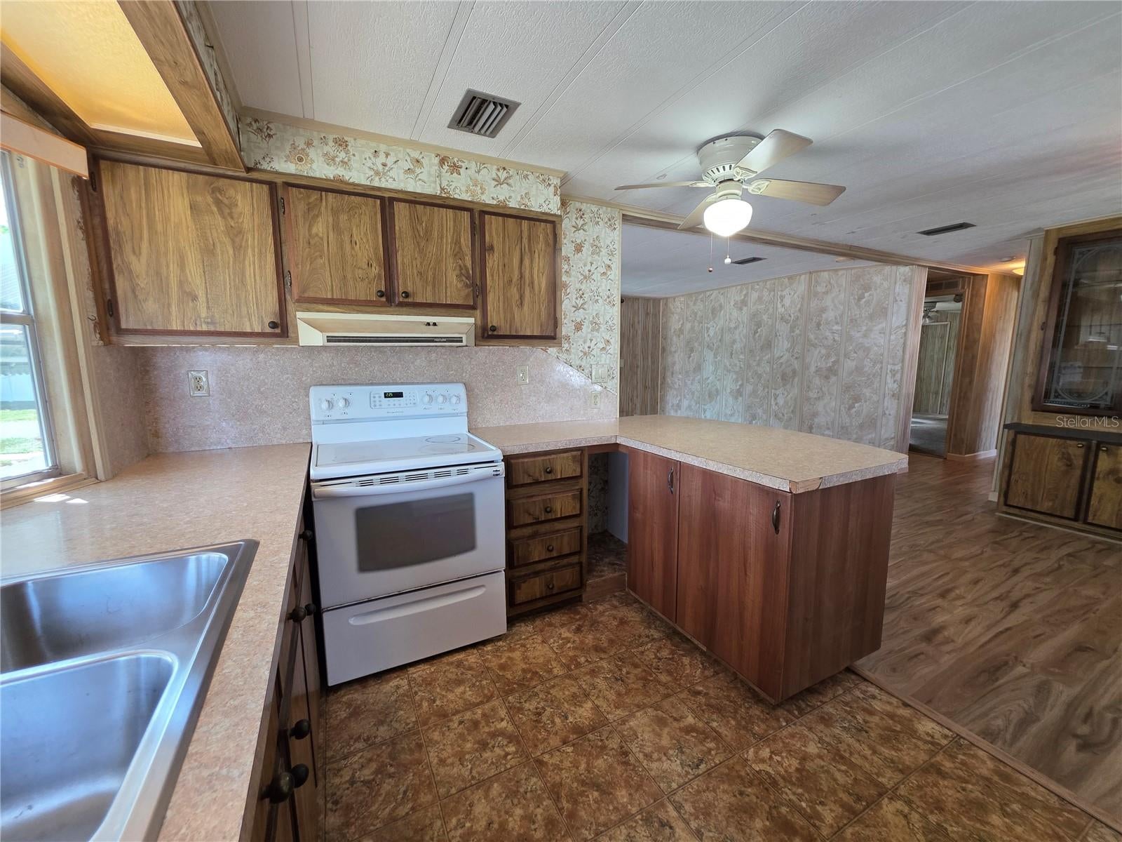 OAK GROVE - Residential