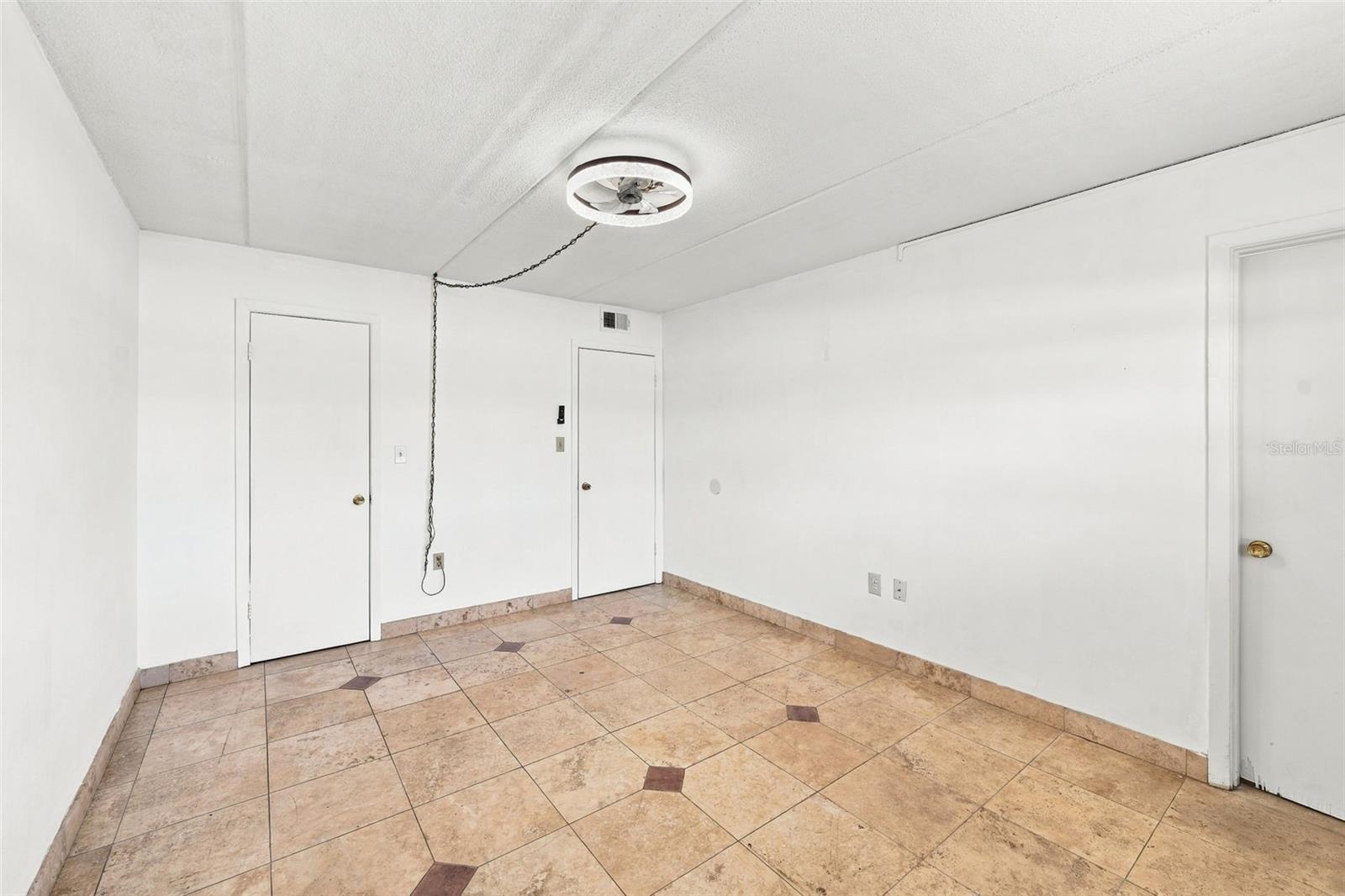 VILLAS ORLANDO CONDO - Residential