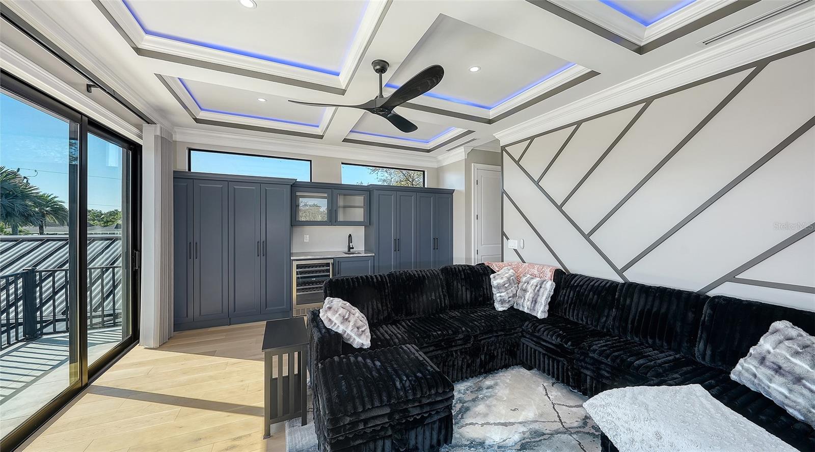SIESTA ISLES - Residential