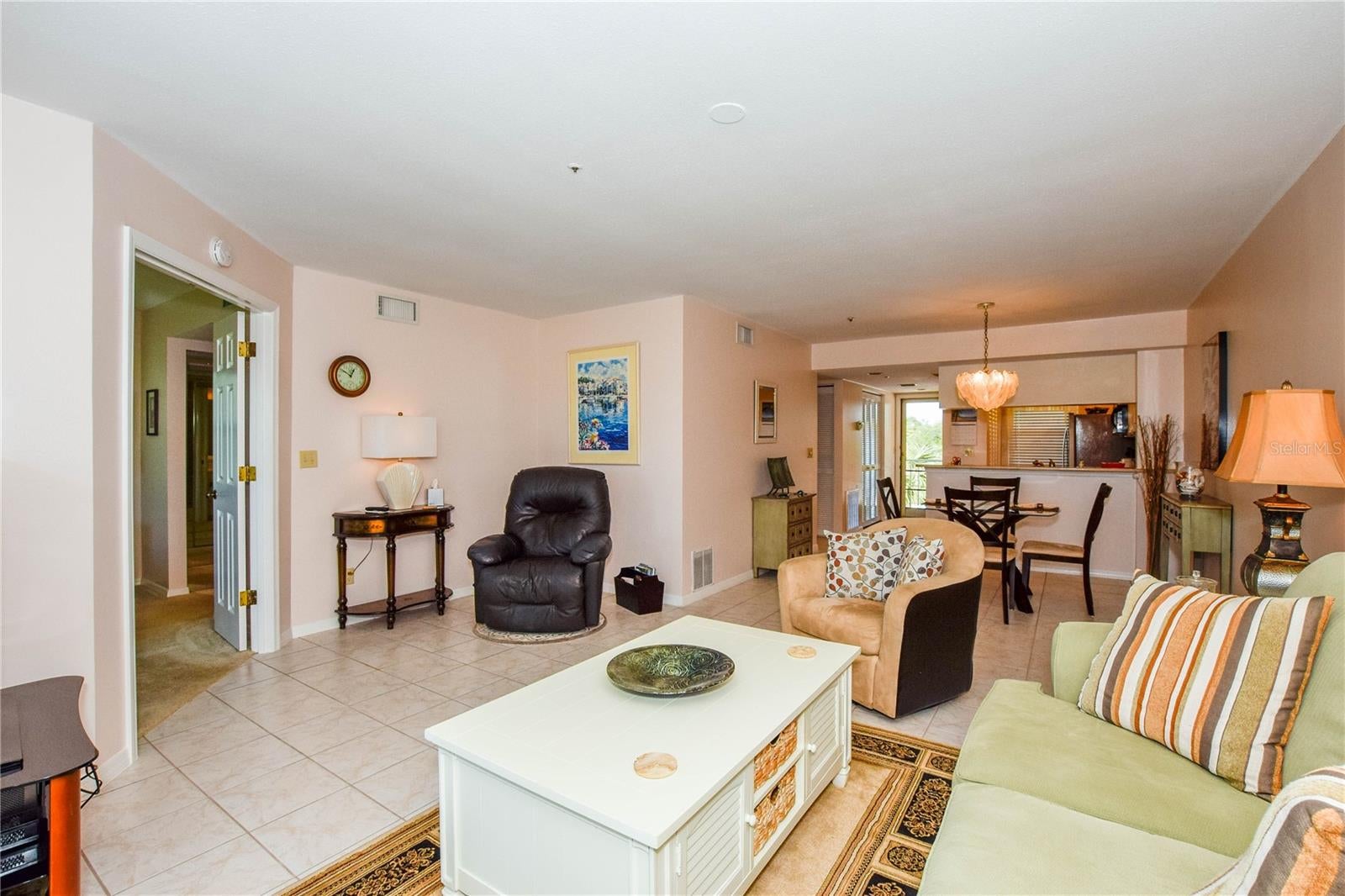 FARMINGTON VISTAS - Residential