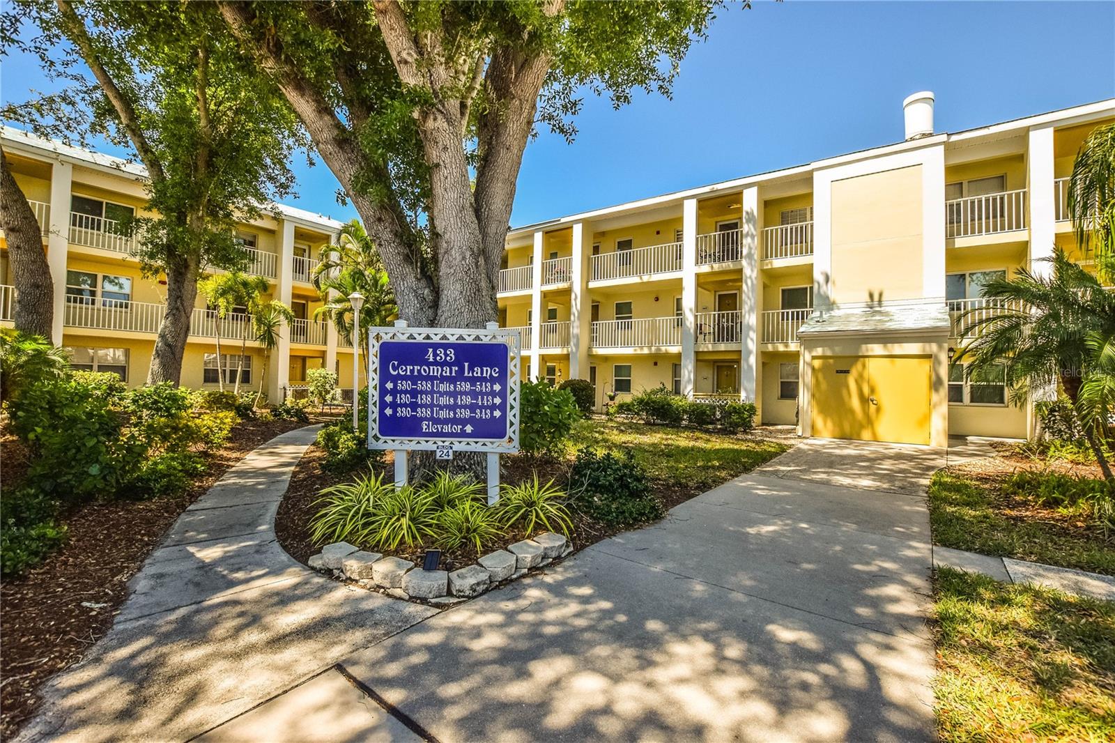 FARMINGTON VISTAS - Residential