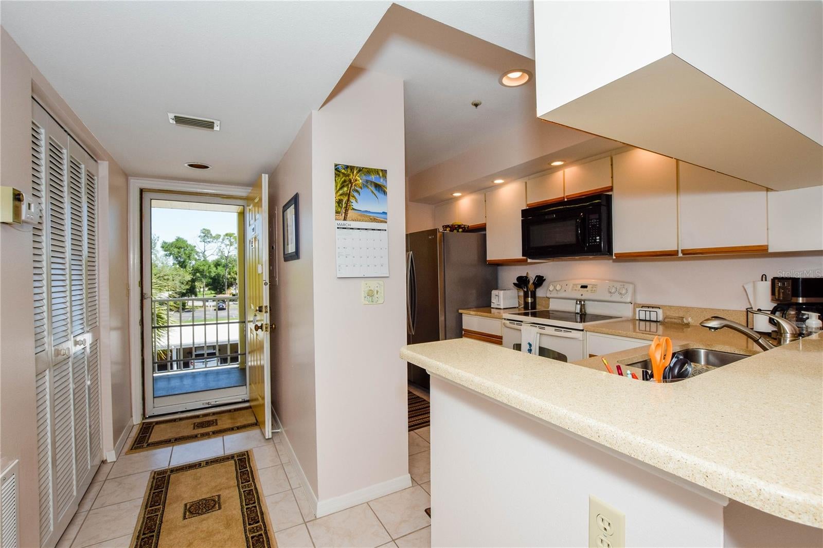 FARMINGTON VISTAS - Residential