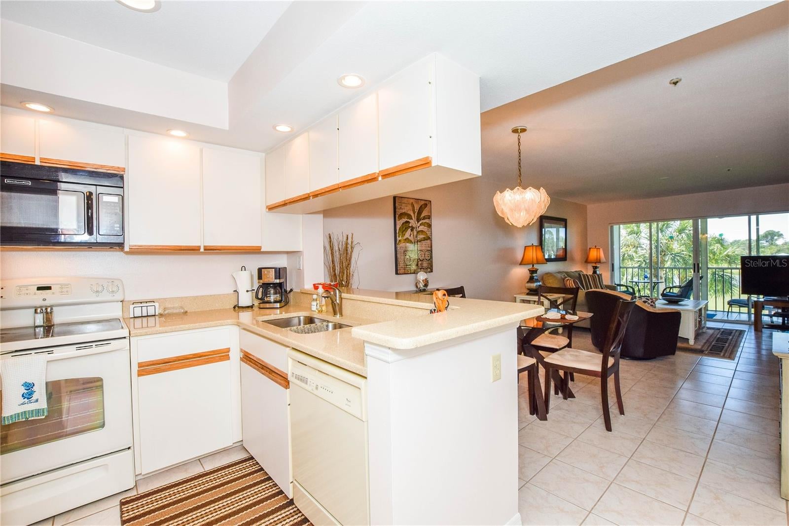 FARMINGTON VISTAS - Residential