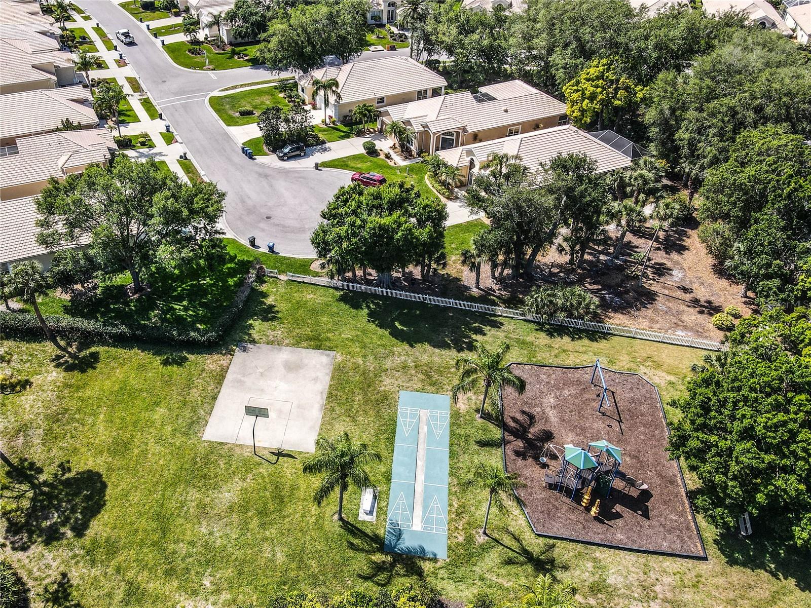 FARMINGTON VISTAS - Residential