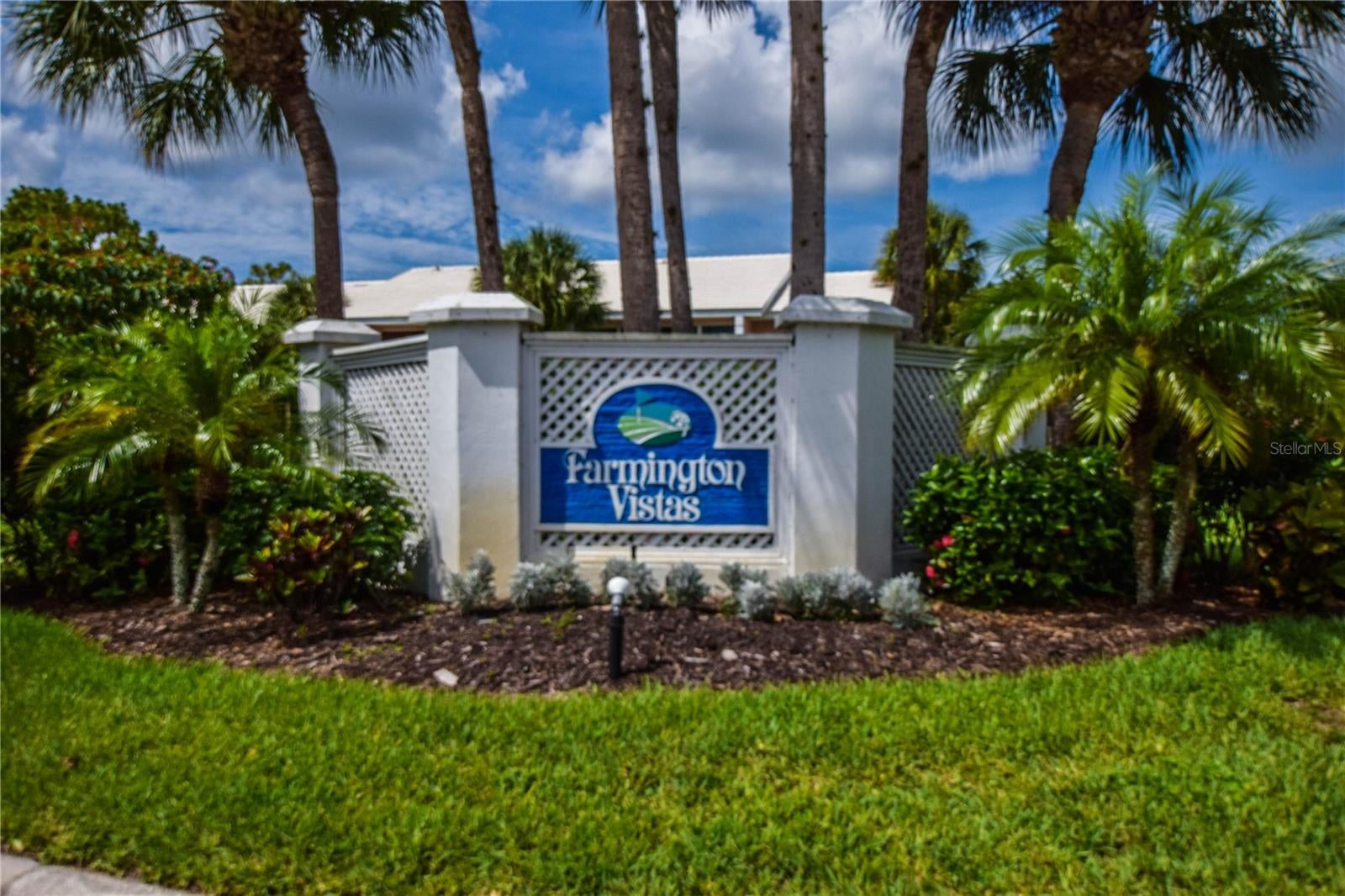 FARMINGTON VISTAS - Residential