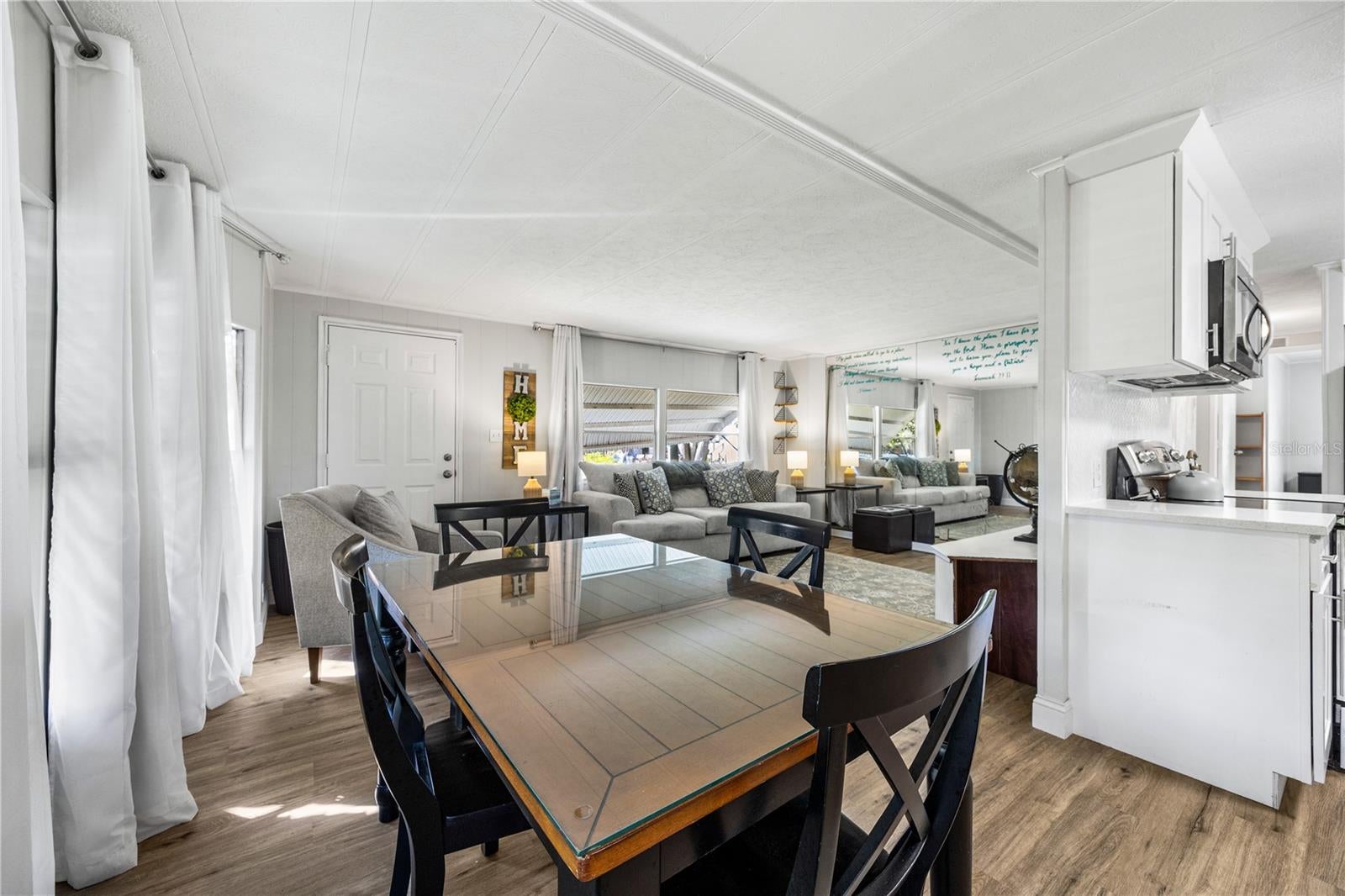 EAST ORLANDO ESTATES - Residential