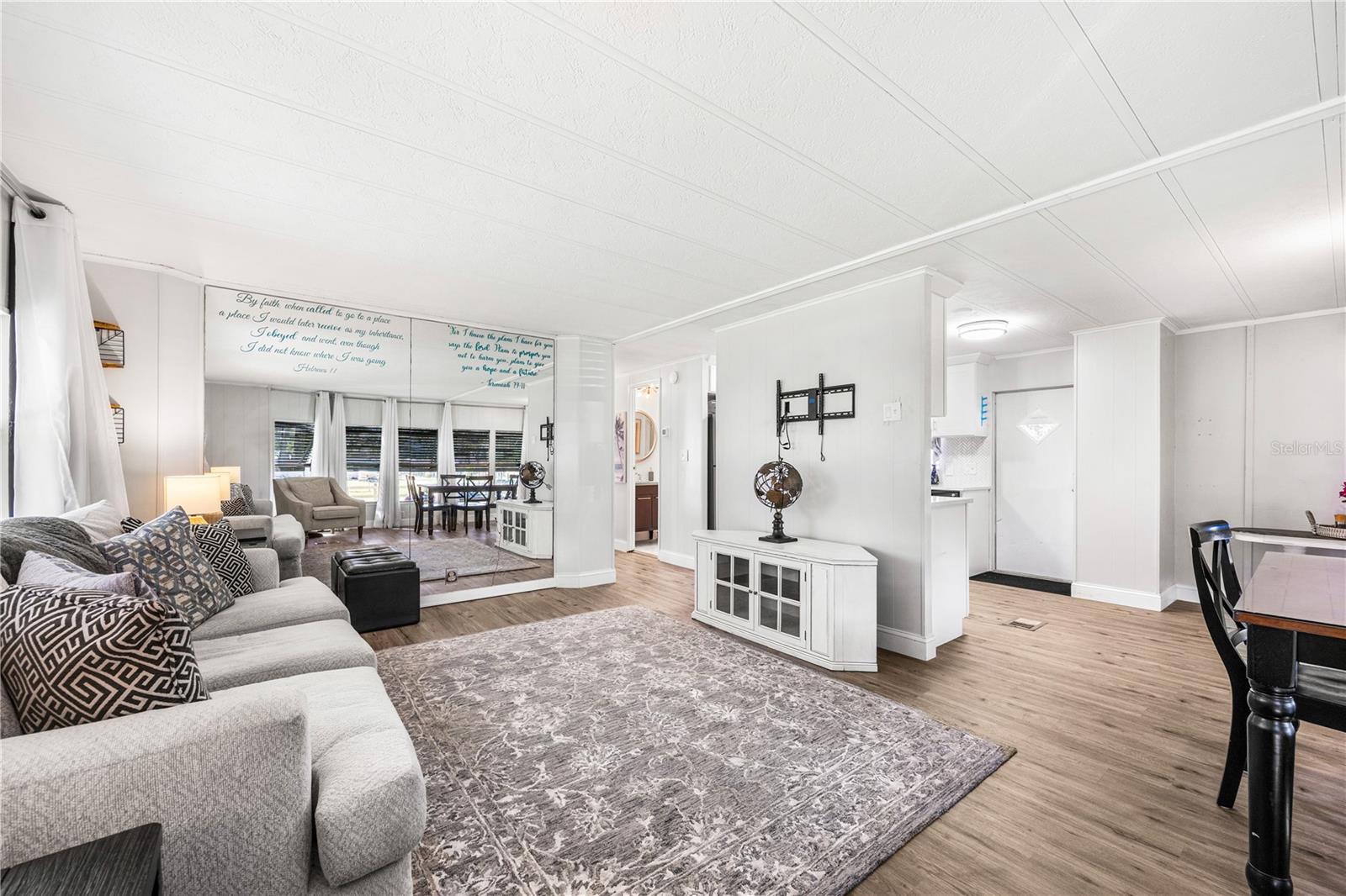 EAST ORLANDO ESTATES - Residential