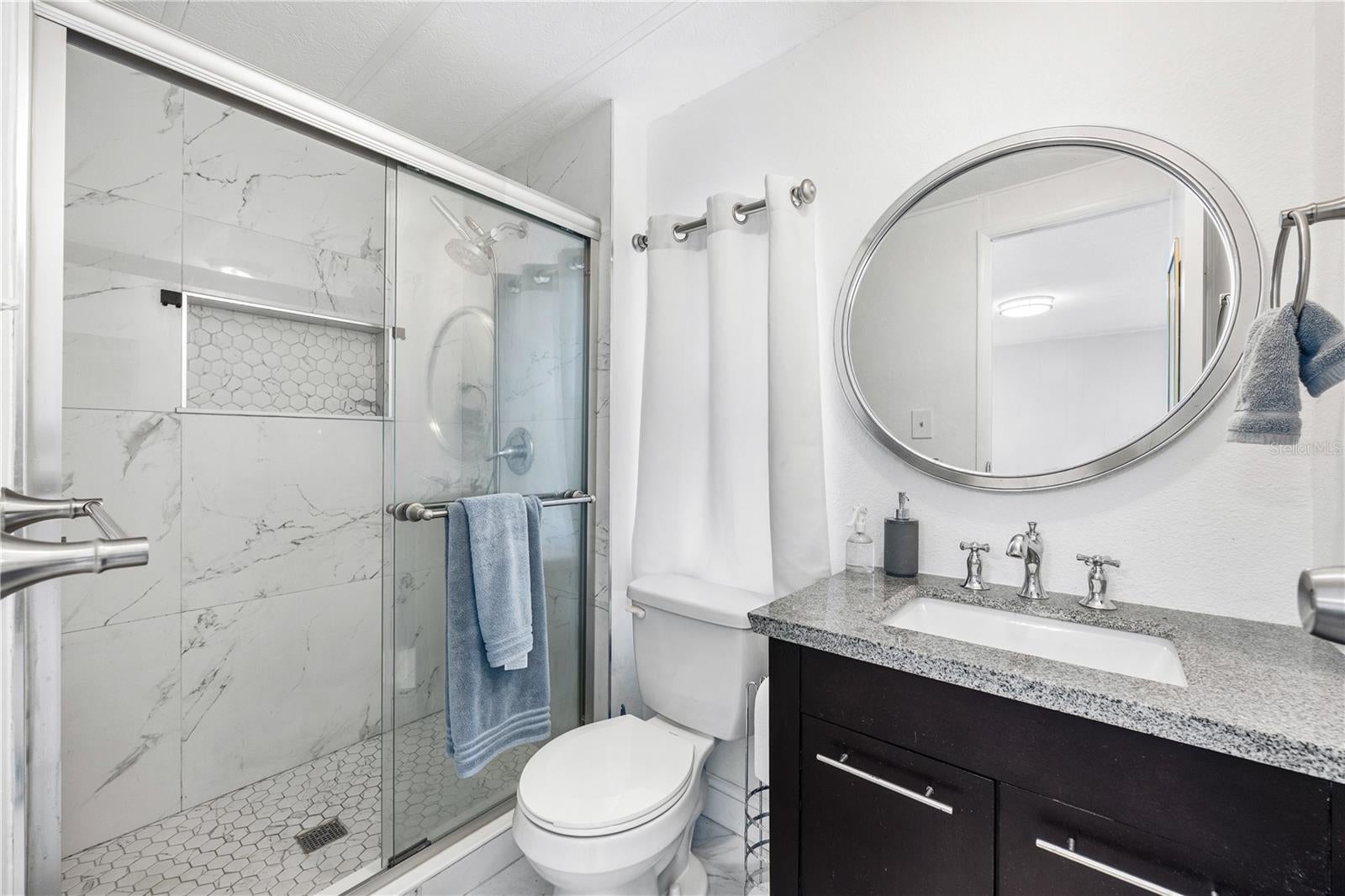 EAST ORLANDO ESTATES - Residential