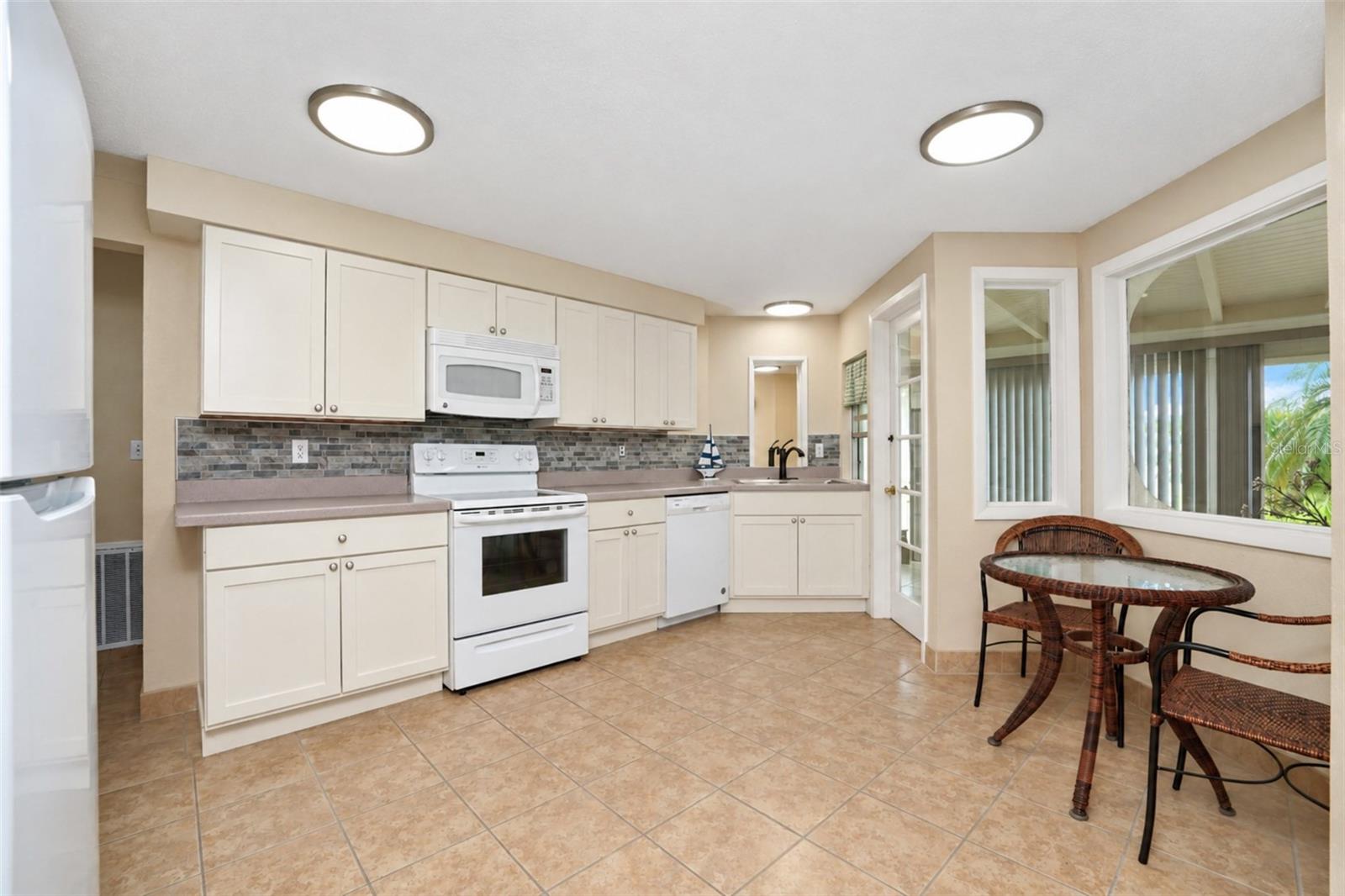 ENGLEWOOD ISLES - Residential