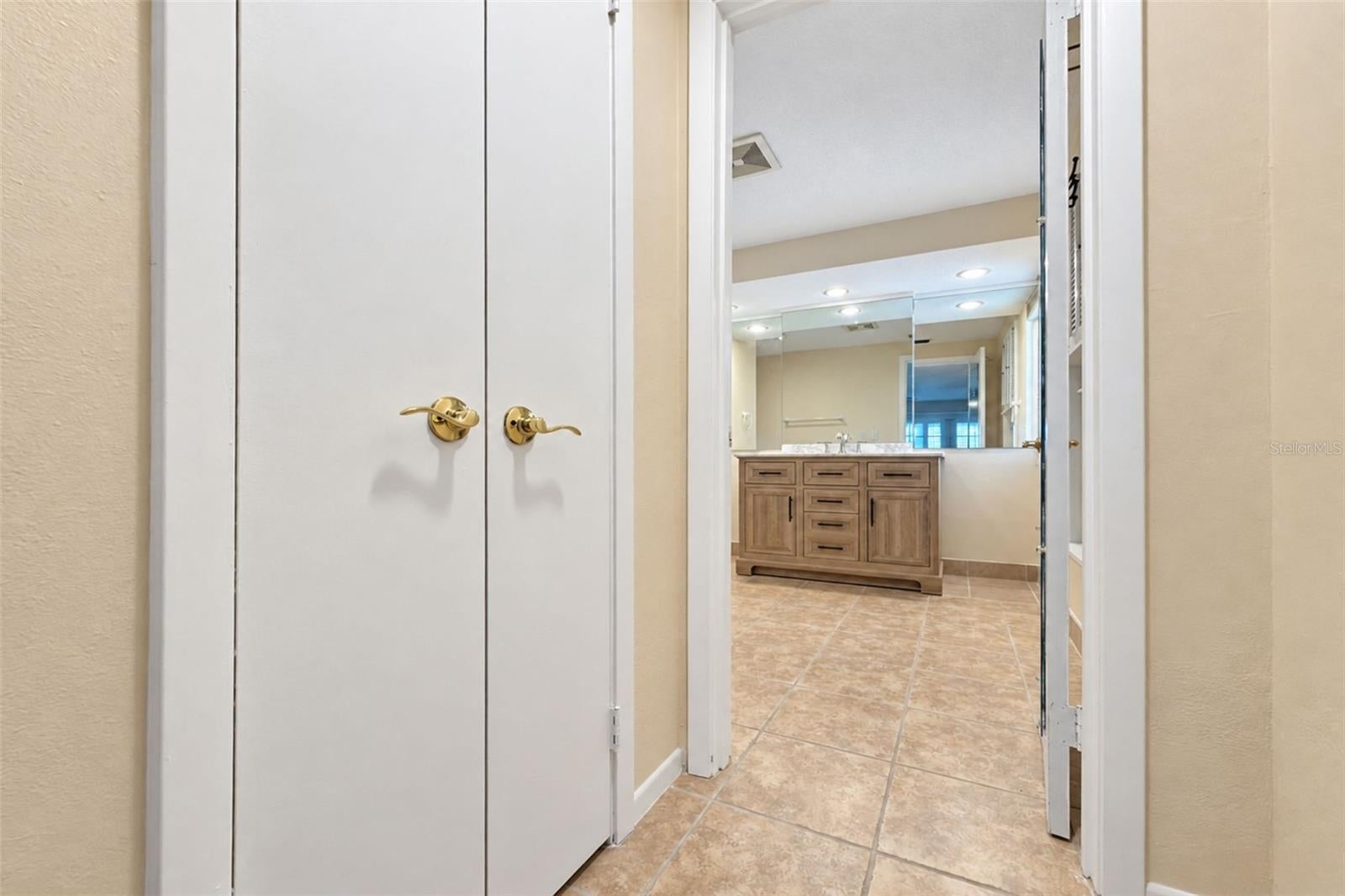 ENGLEWOOD ISLES - Residential