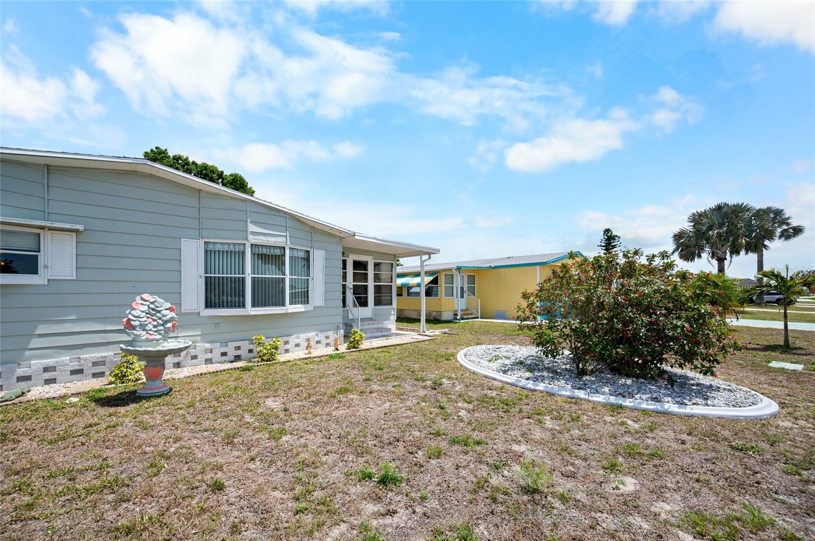 LEMON BAY ISLES PH 02 - Residential