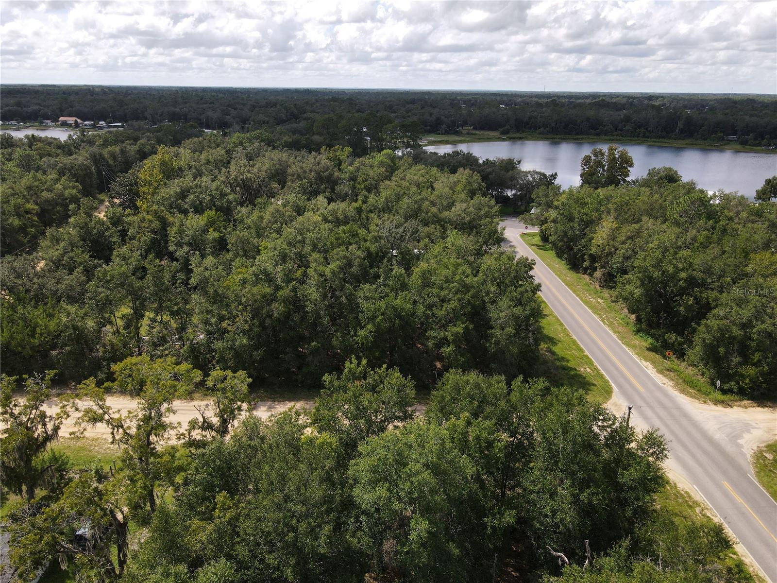 LAKE LUCY MANOR - Land