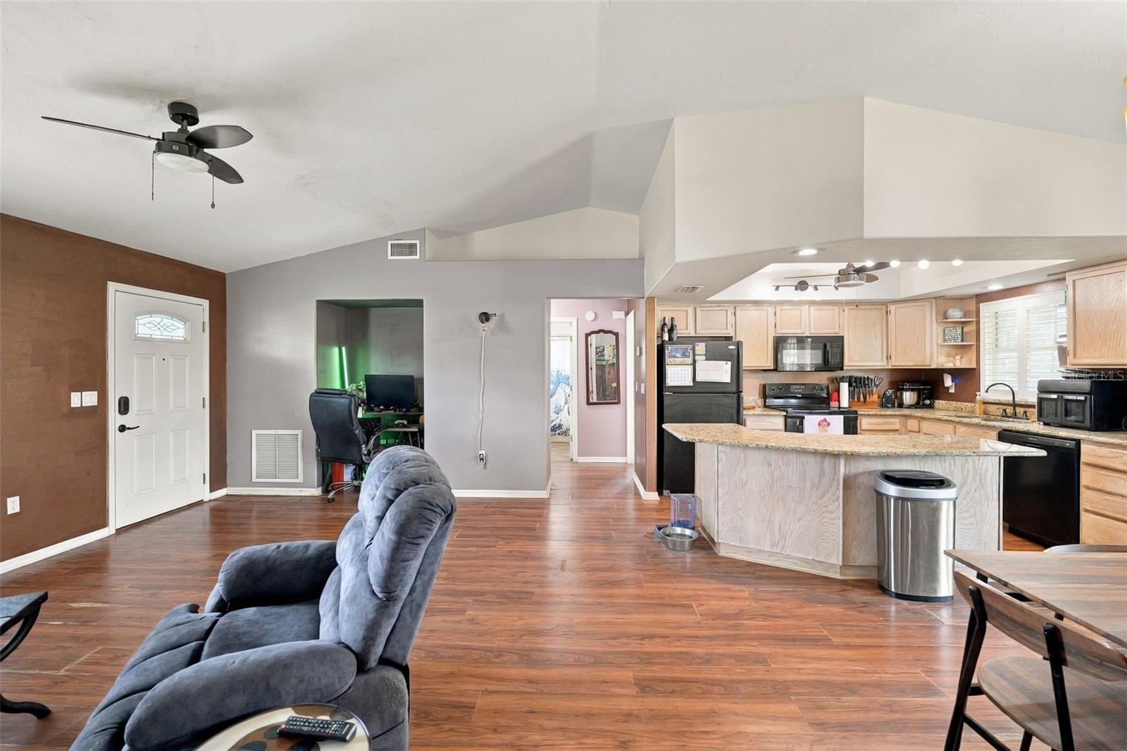 ORANGE BLOSSOM ESTATE - Residential