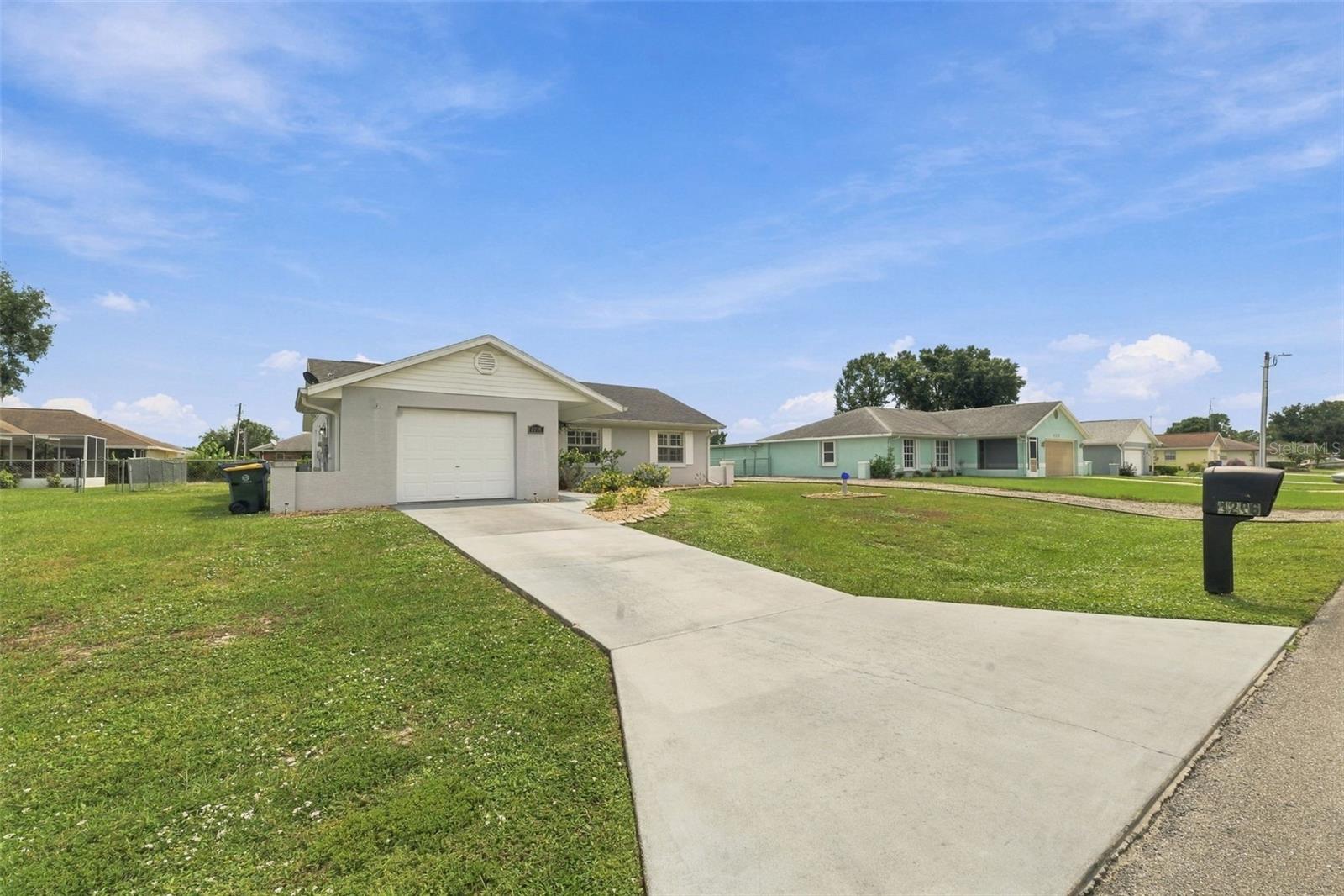 ORANGE BLOSSOM ESTATE - Residential