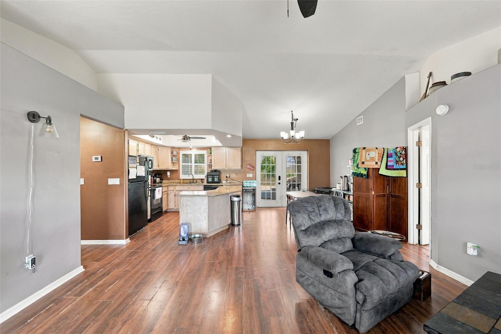 ORANGE BLOSSOM ESTATE - Residential