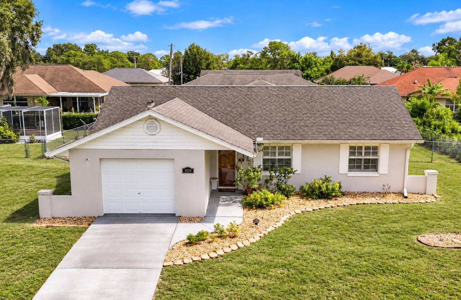ORANGE BLOSSOM ESTATE - Residential