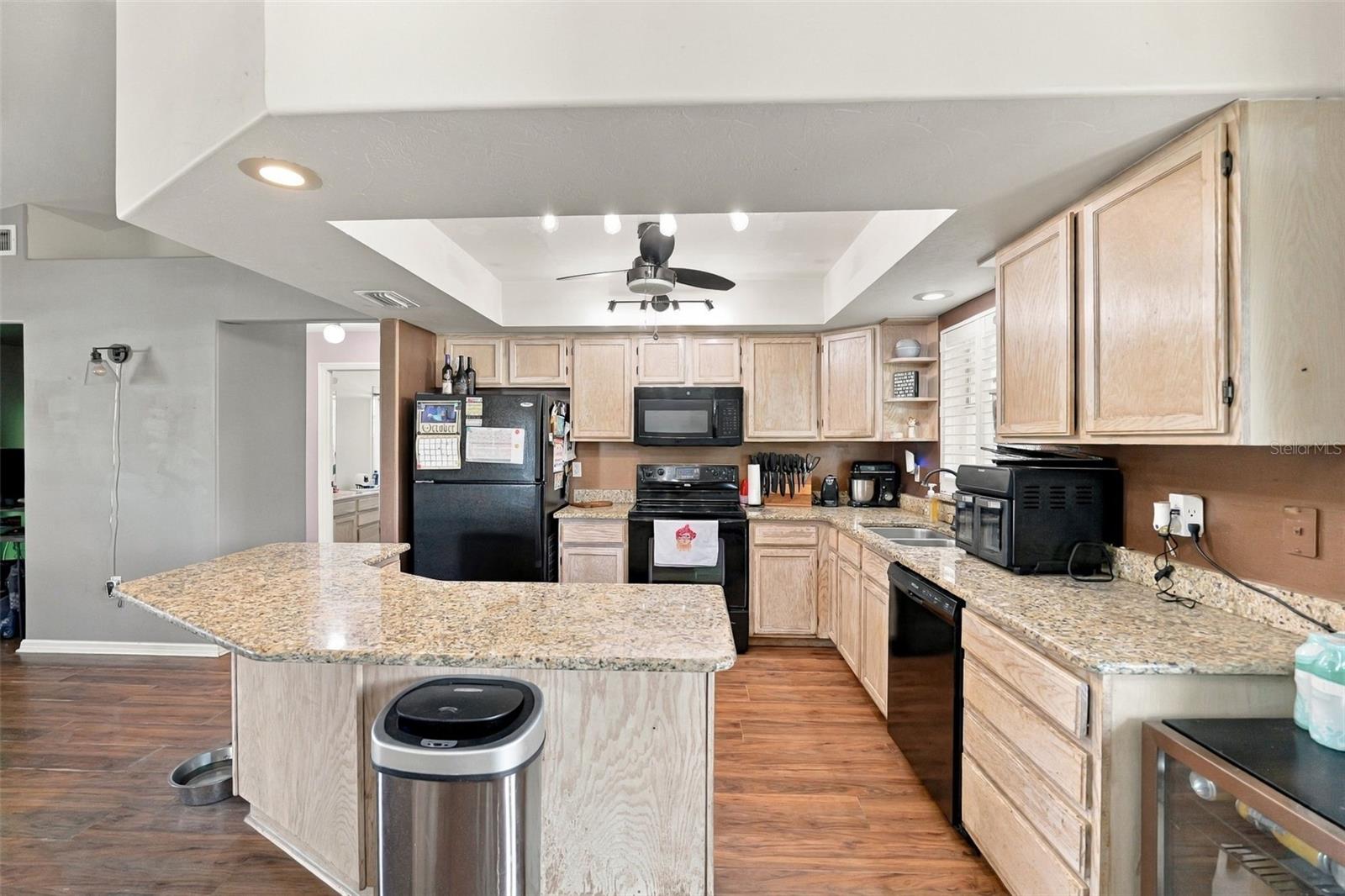 ORANGE BLOSSOM ESTATE - Residential
