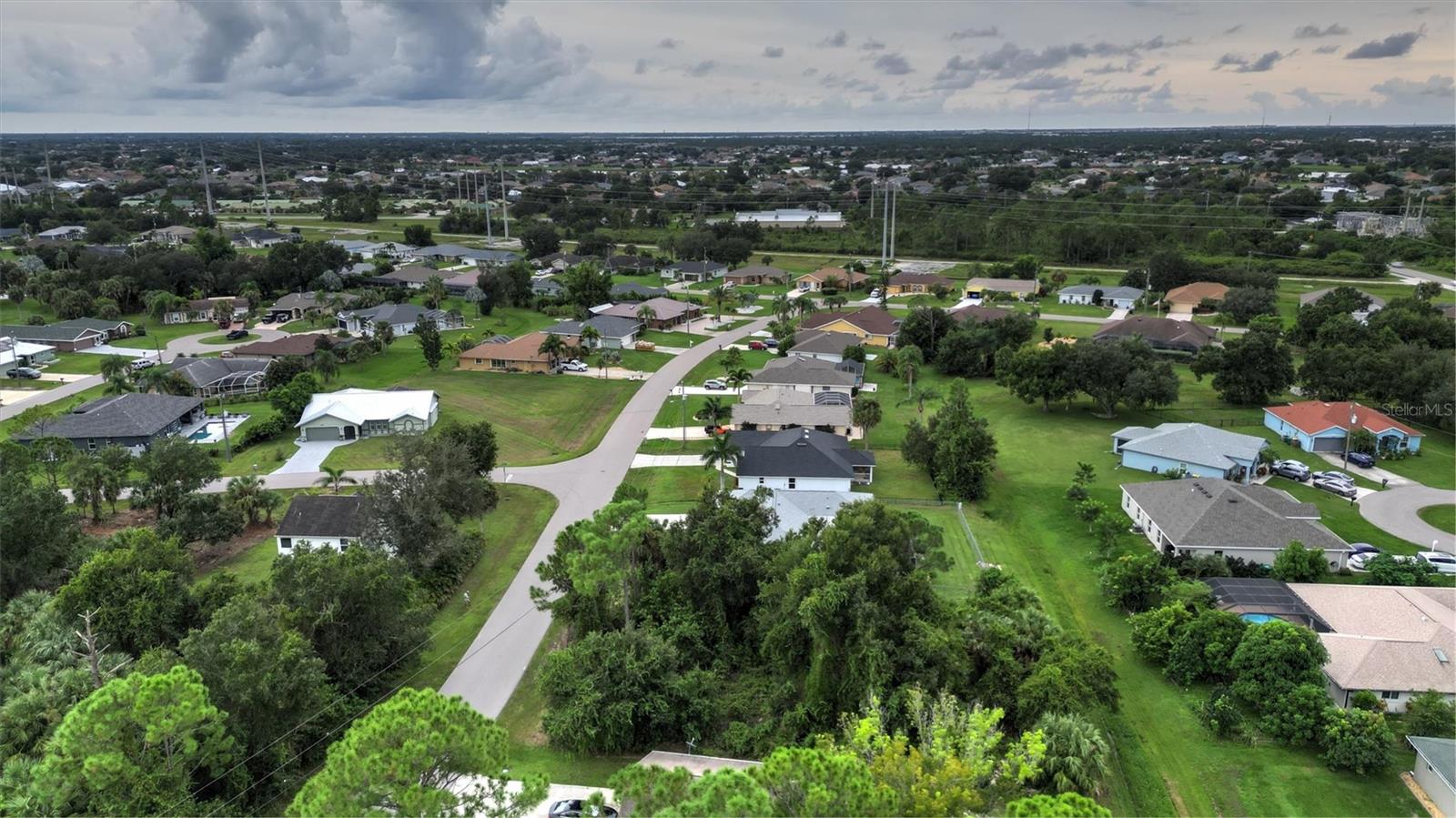 PUNTA GORDA ISLES SEC 20 - Land