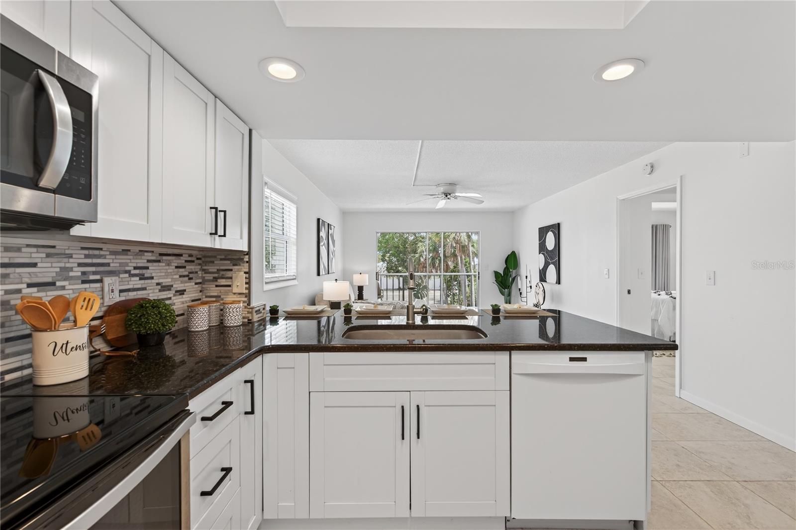 MANASOTA SHORES PH 02 BLDG B - Residential