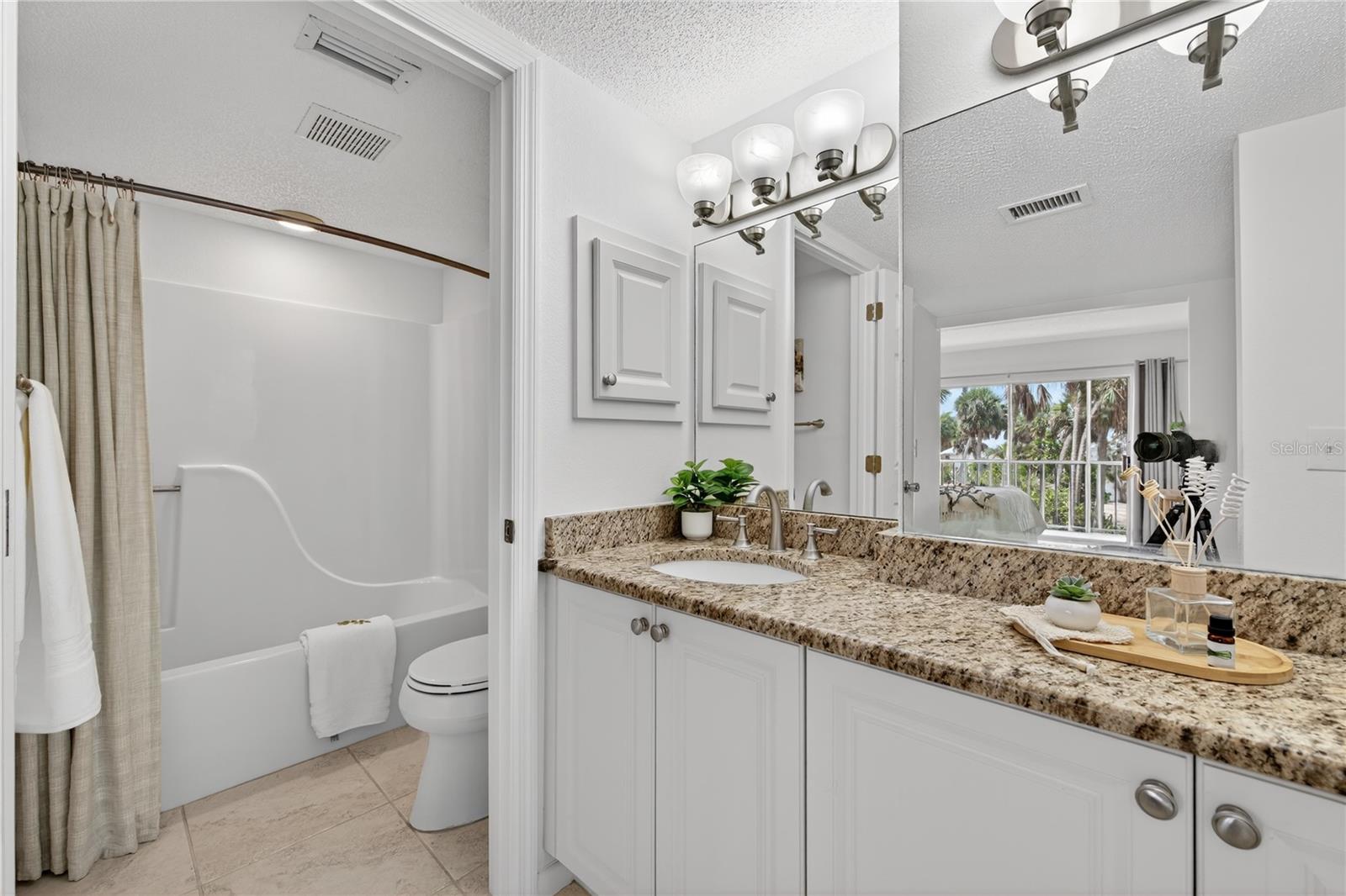 MANASOTA SHORES PH 02 BLDG B - Residential