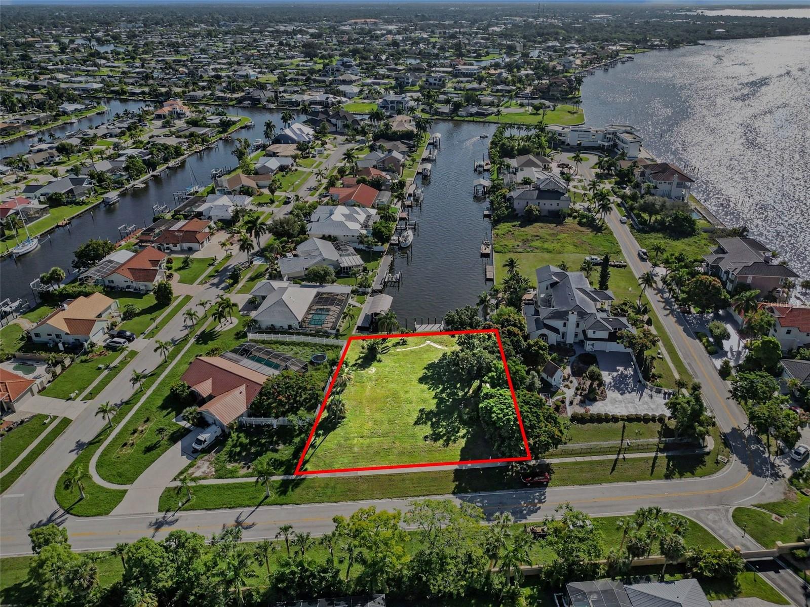 PORT CHARLOTTE SEC 040 - Land