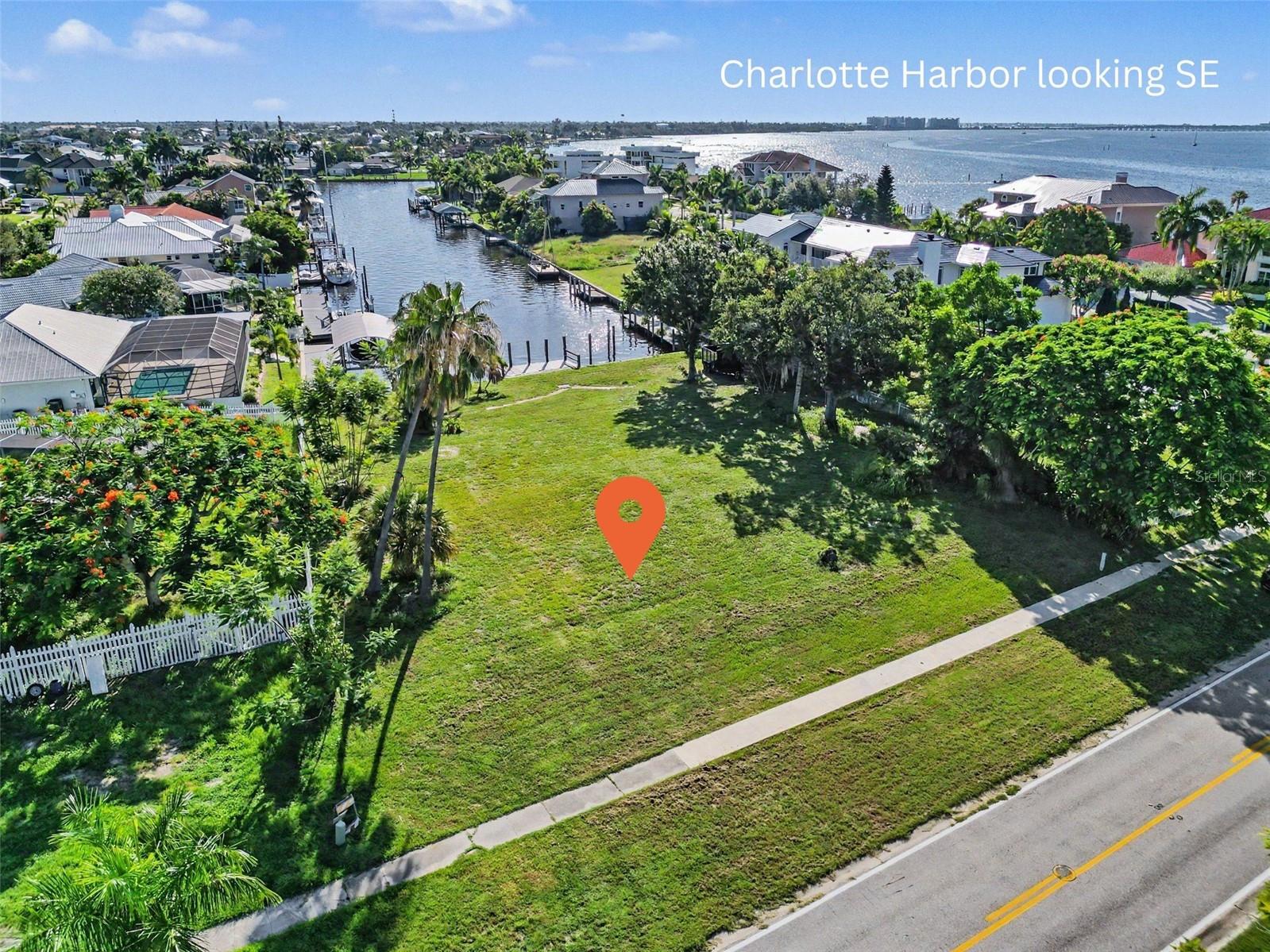PORT CHARLOTTE SEC 040 - Land