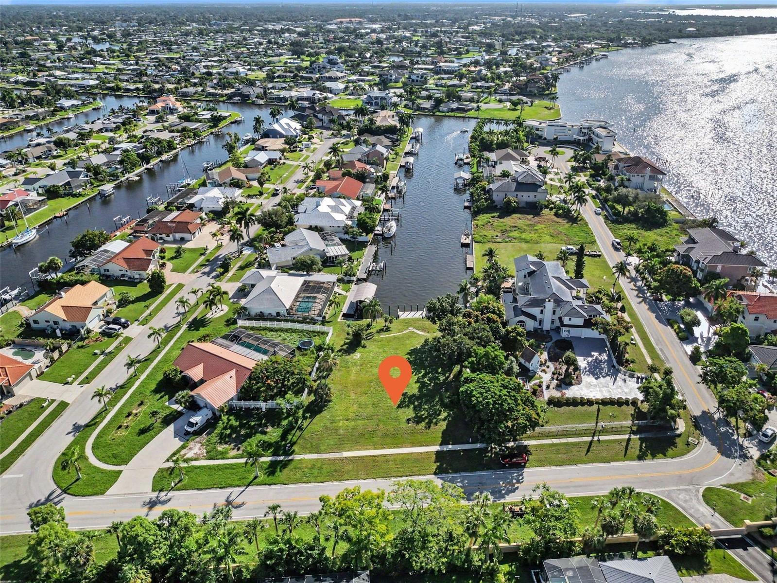PORT CHARLOTTE SEC 040 - Land