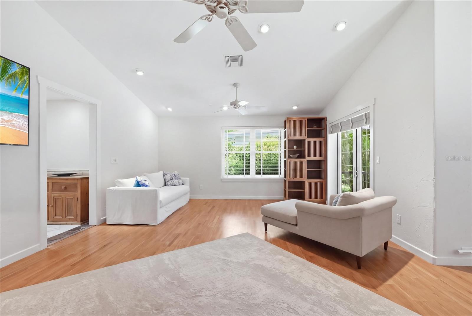 JOHNSON ESTATES - Residential