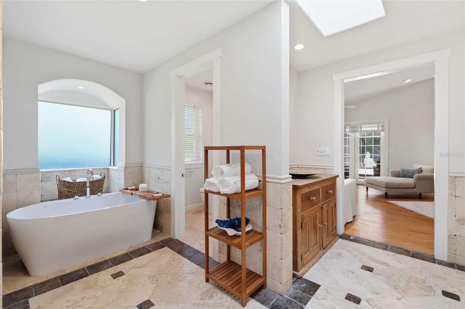 JOHNSON ESTATES - Residential