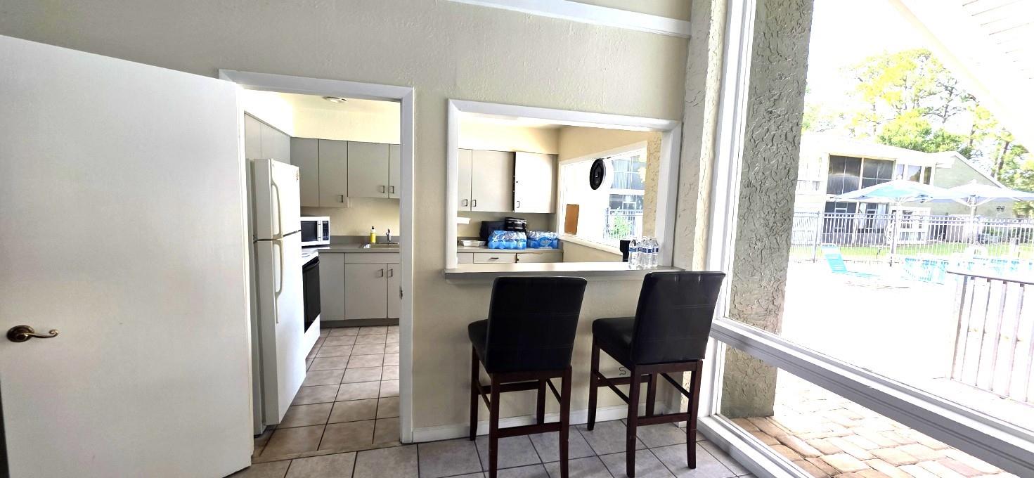 WINDHOVER CONDO - Residential