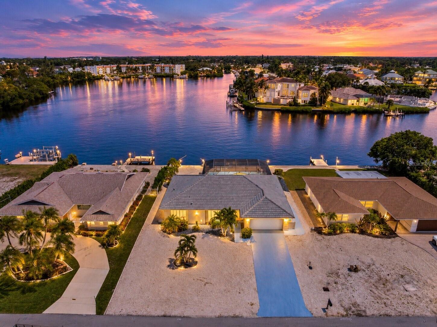 LITTLE HICKORY SHORES UNIT 3 - Residential