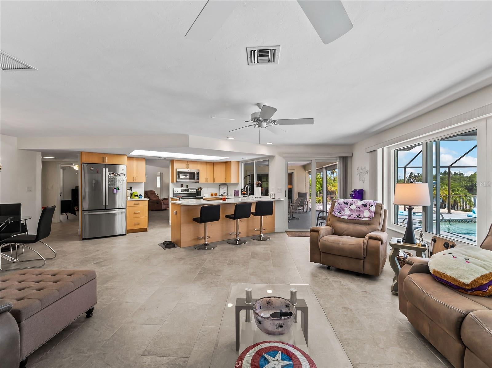 LITTLE HICKORY SHORES UNIT 3 - Residential